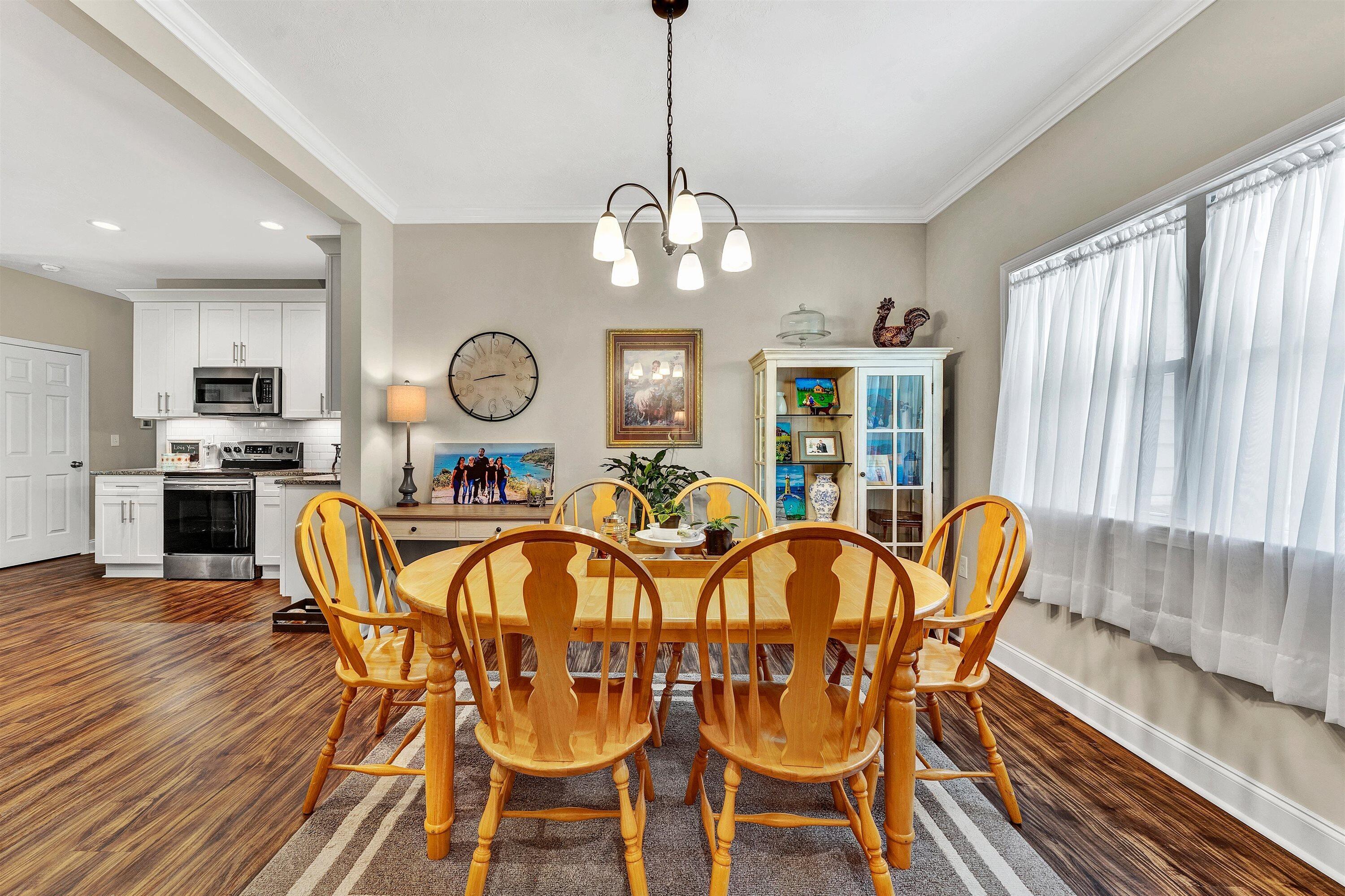 4273 Daugherty RD