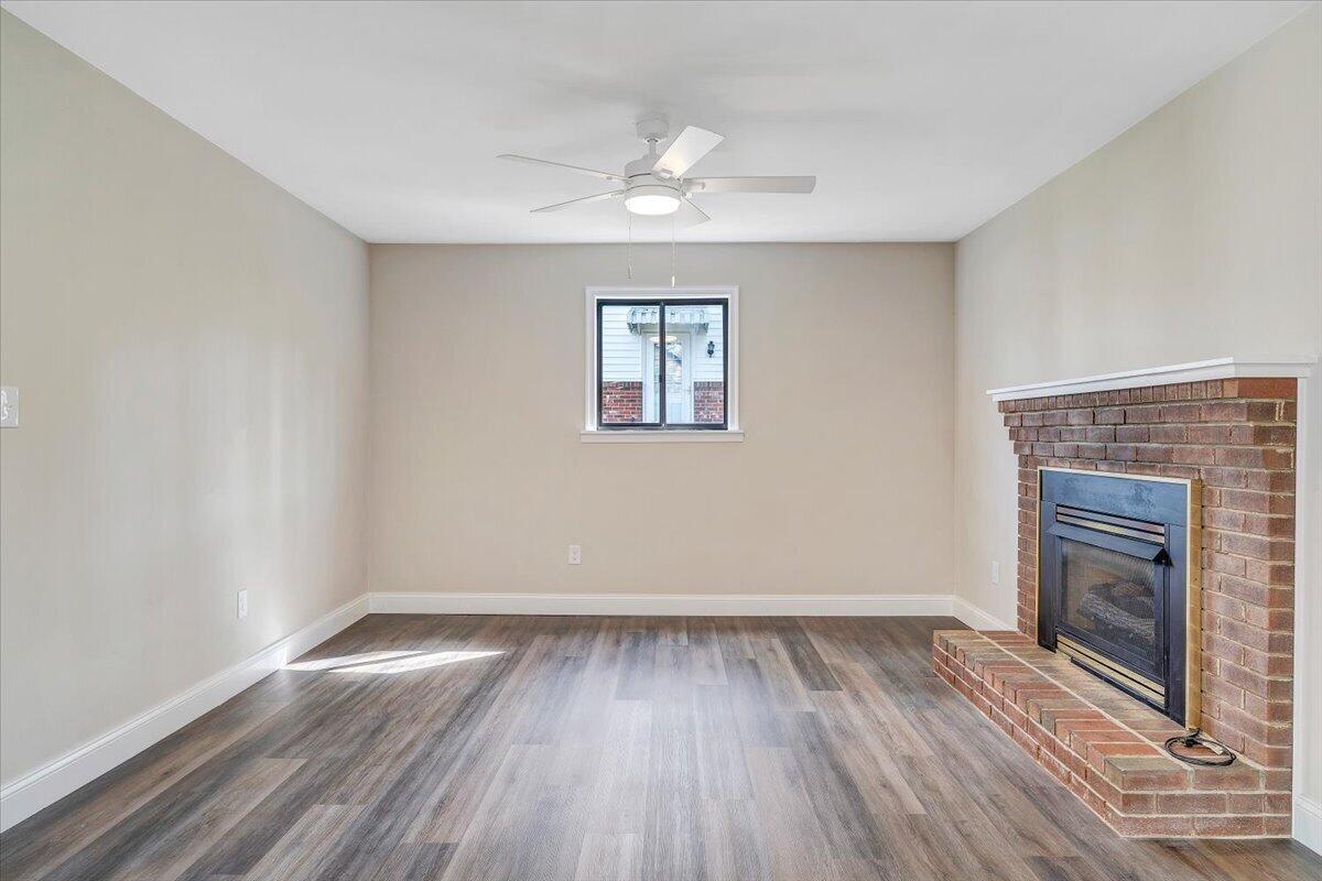 2159 Beavers LN
