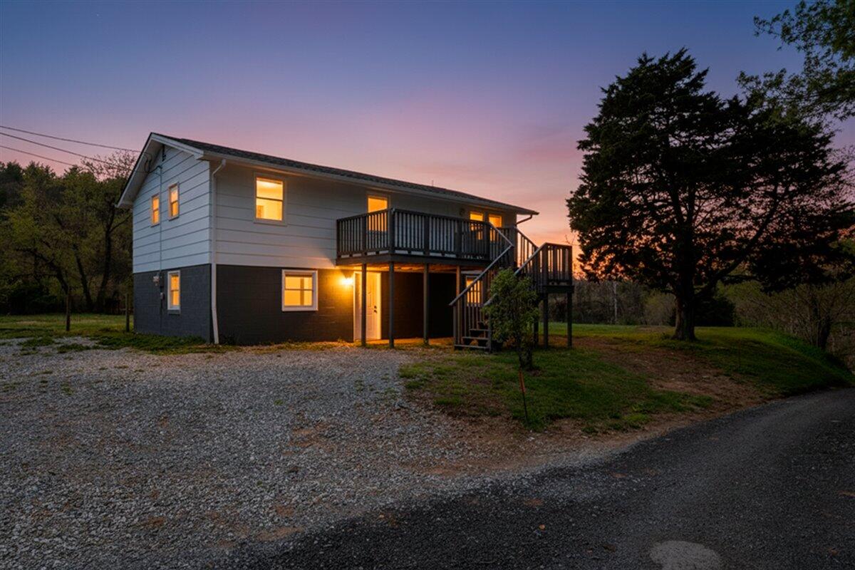 28 Scotts Hollow RD