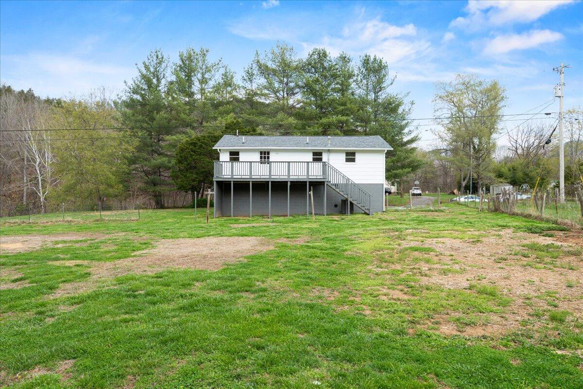 28 Scotts Hollow RD
