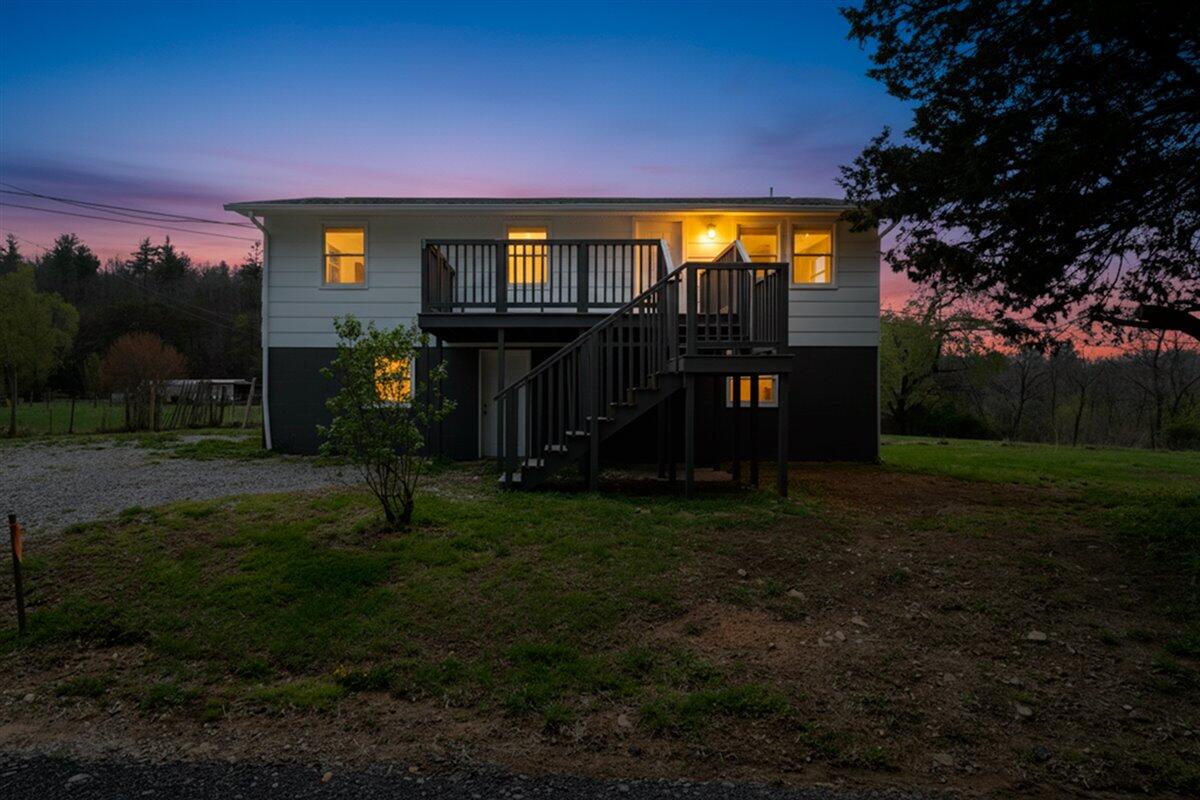 28 Scotts Hollow RD