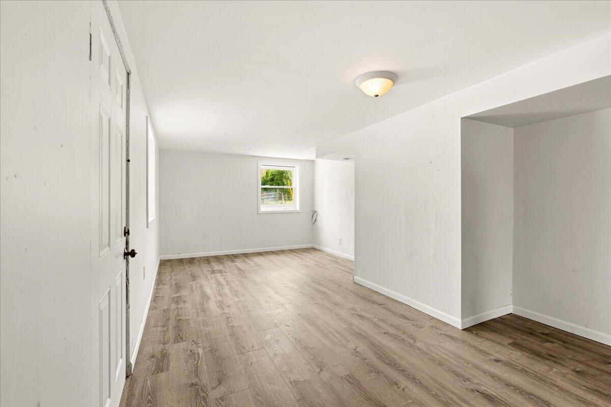 28 Scotts Hollow RD