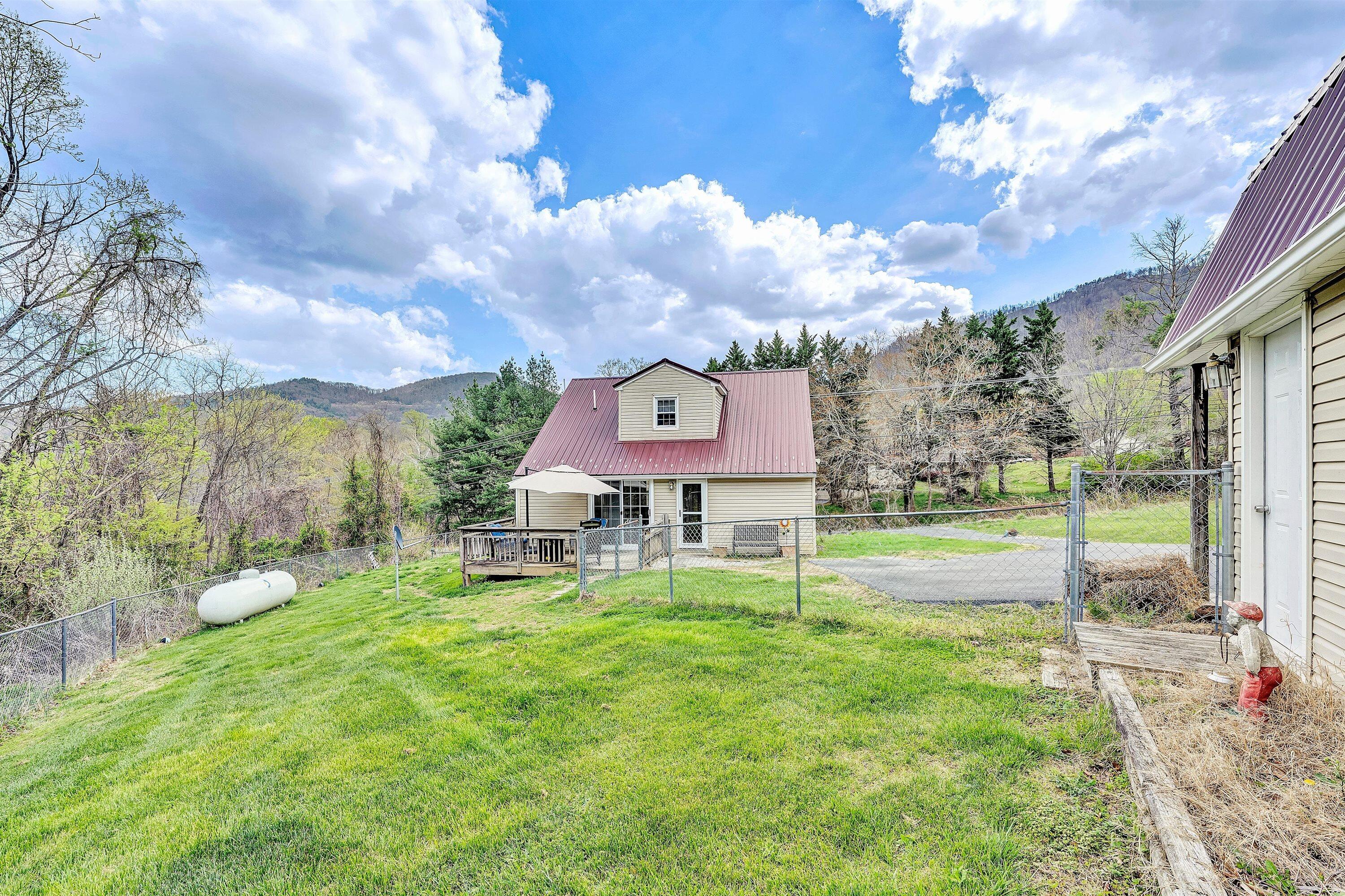 8173 Bent Mountain RD