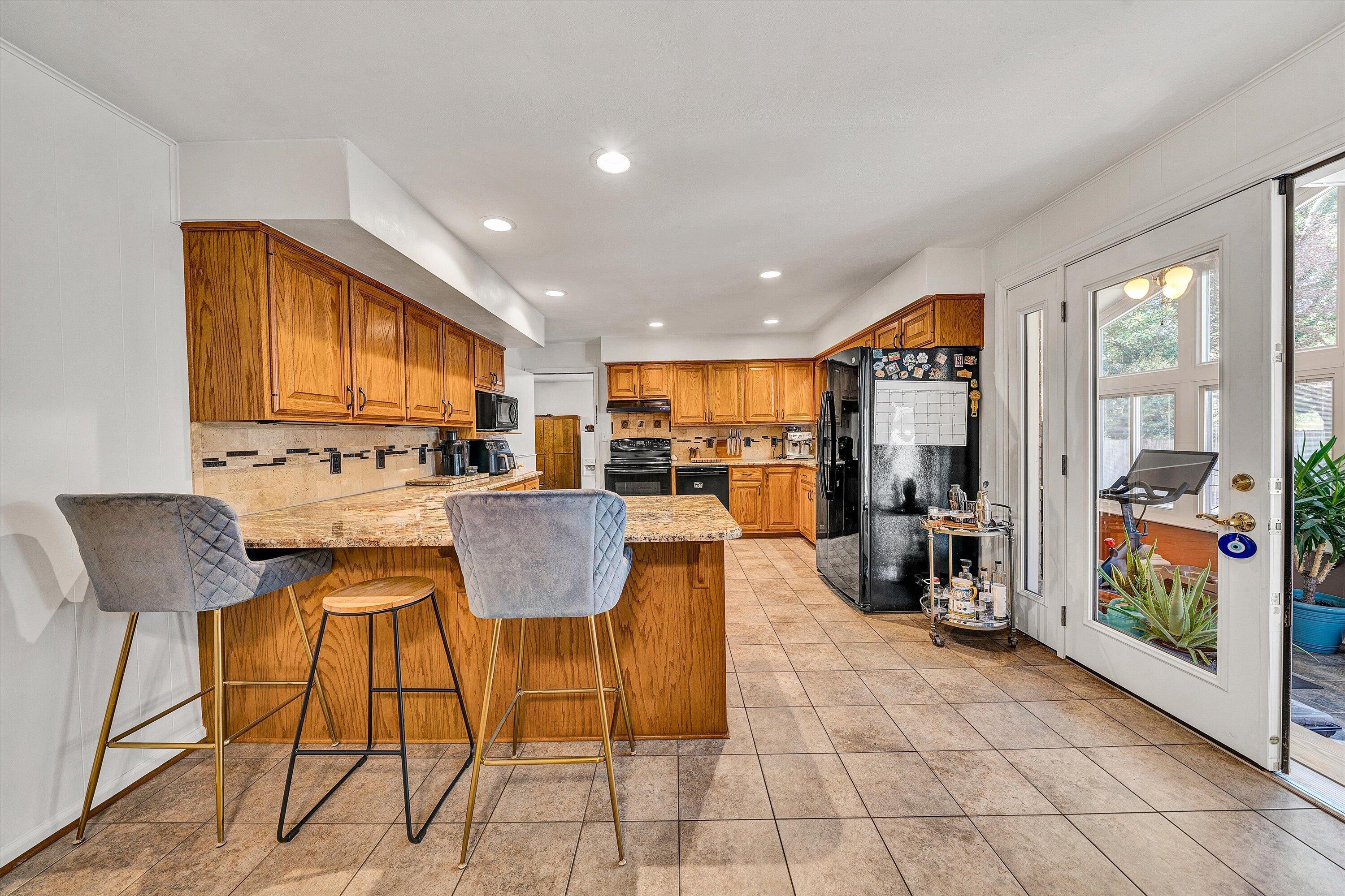429 Highfield RD