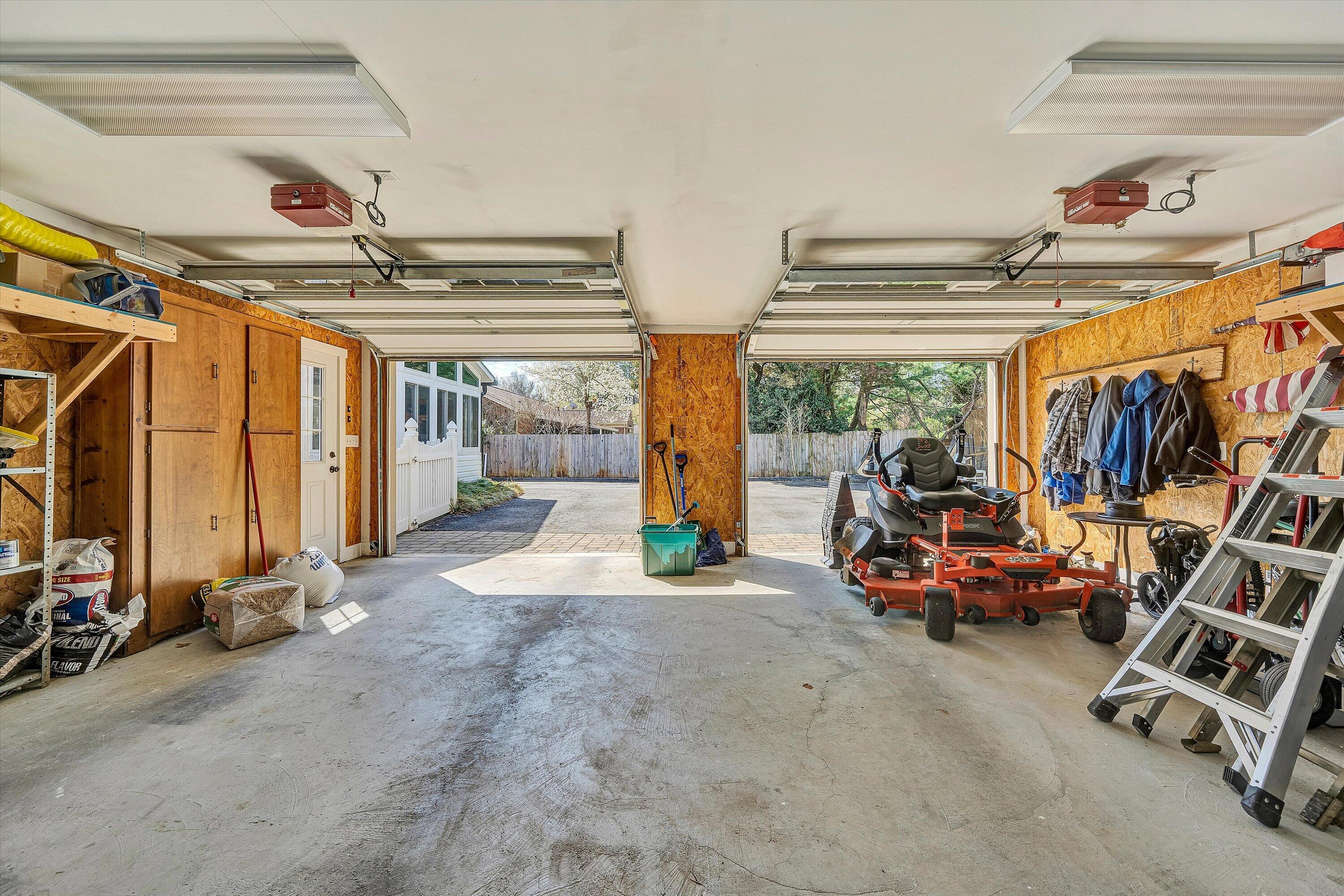 429 Highfield RD