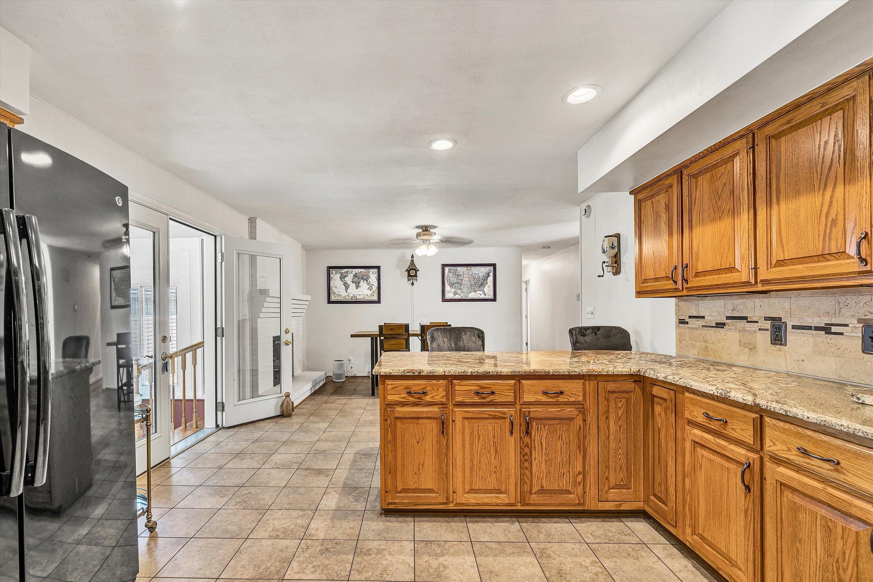 429 Highfield RD