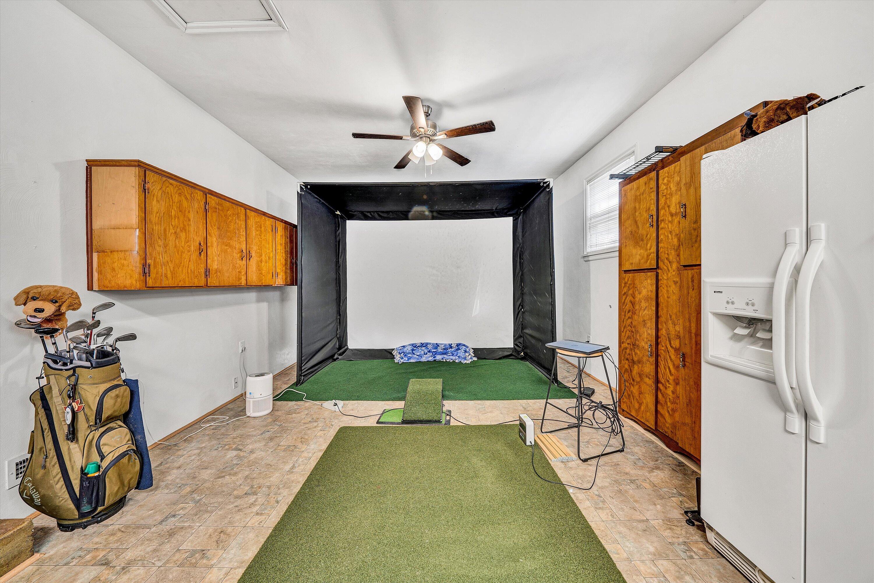 429 Highfield RD