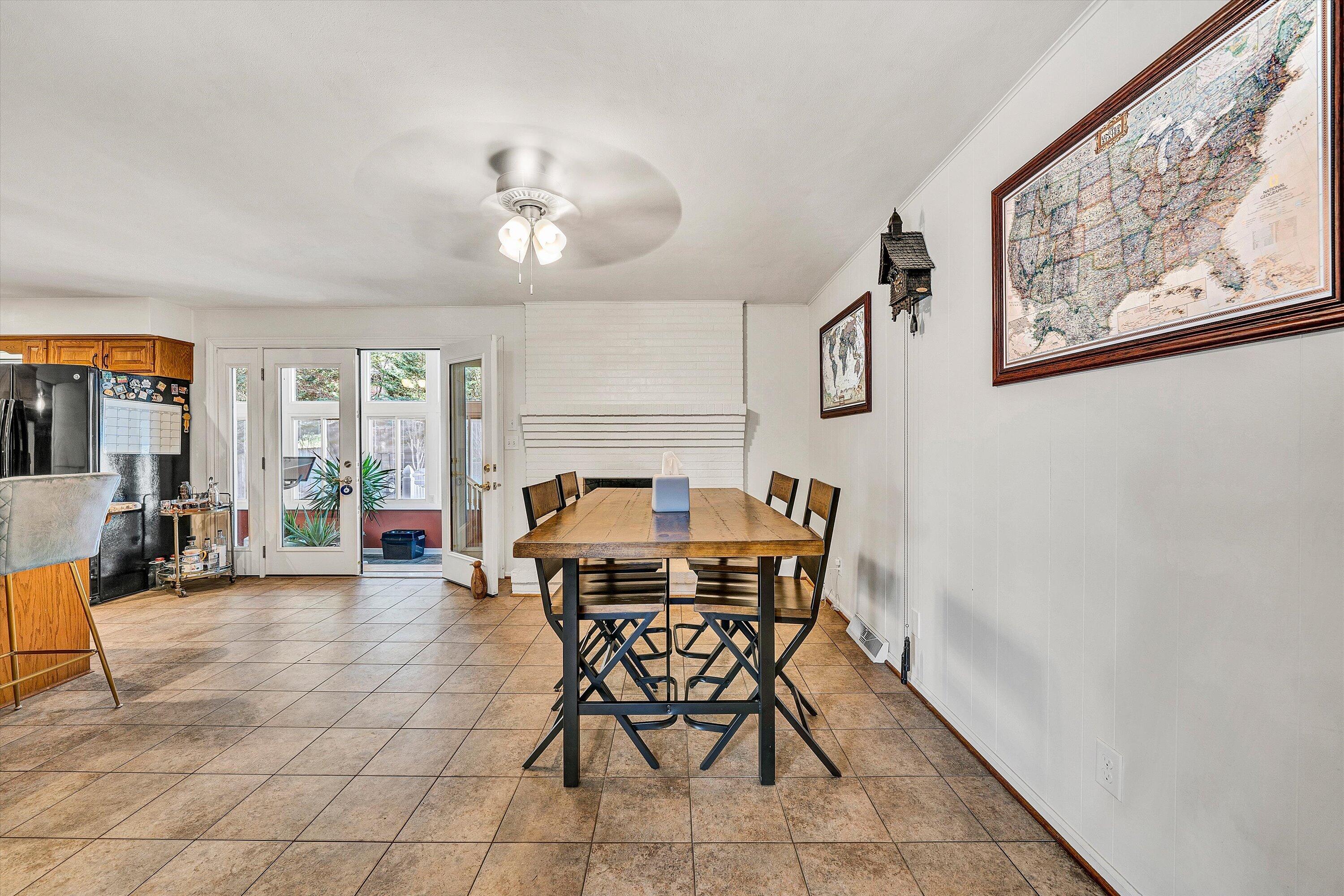 429 Highfield RD