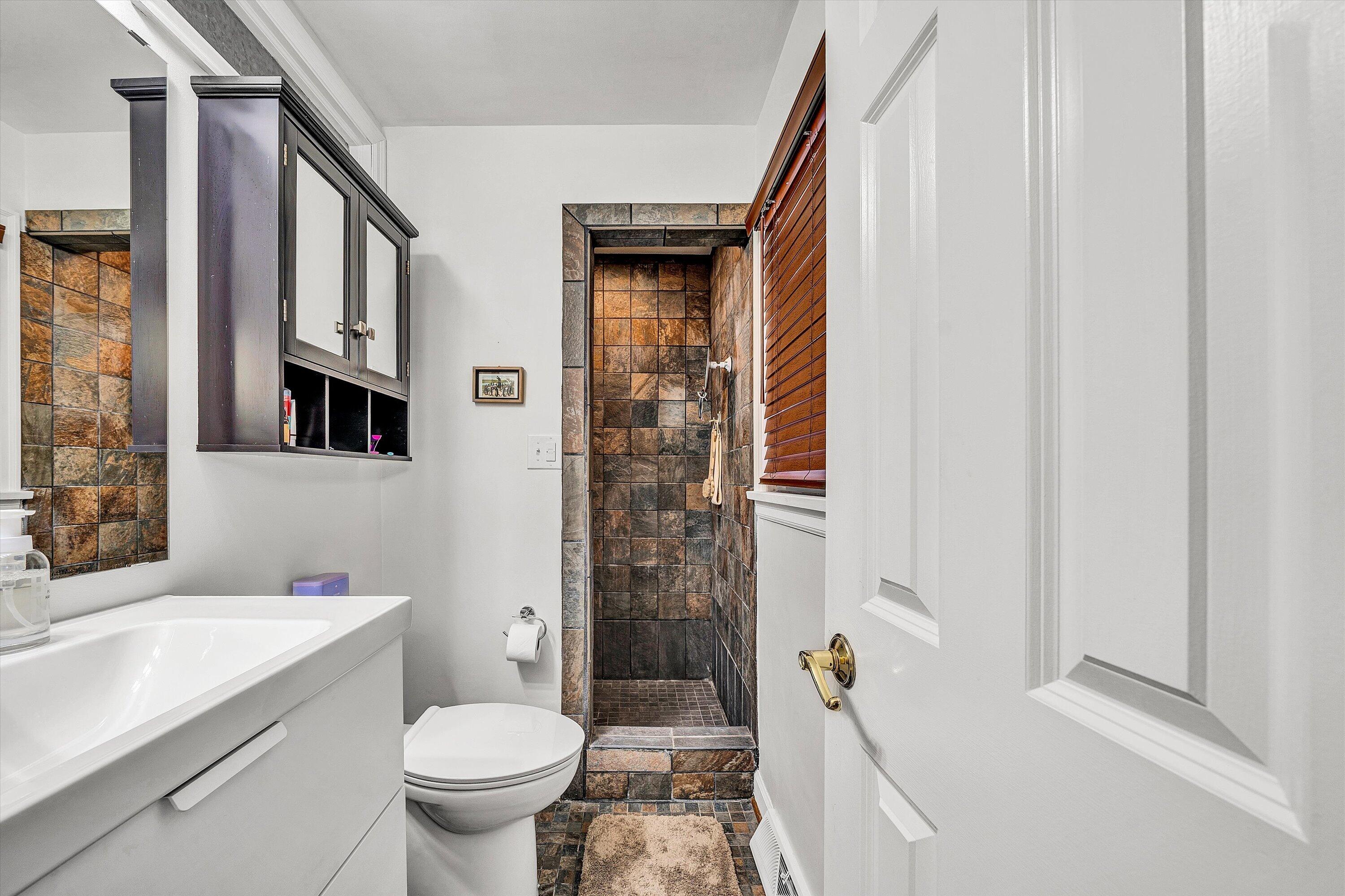 429 Highfield RD