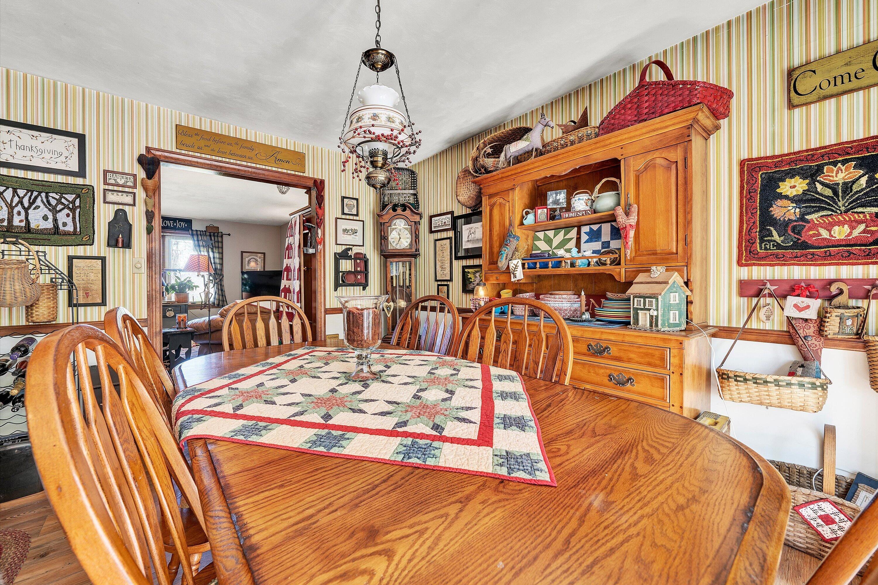 262 Mountain View RD
