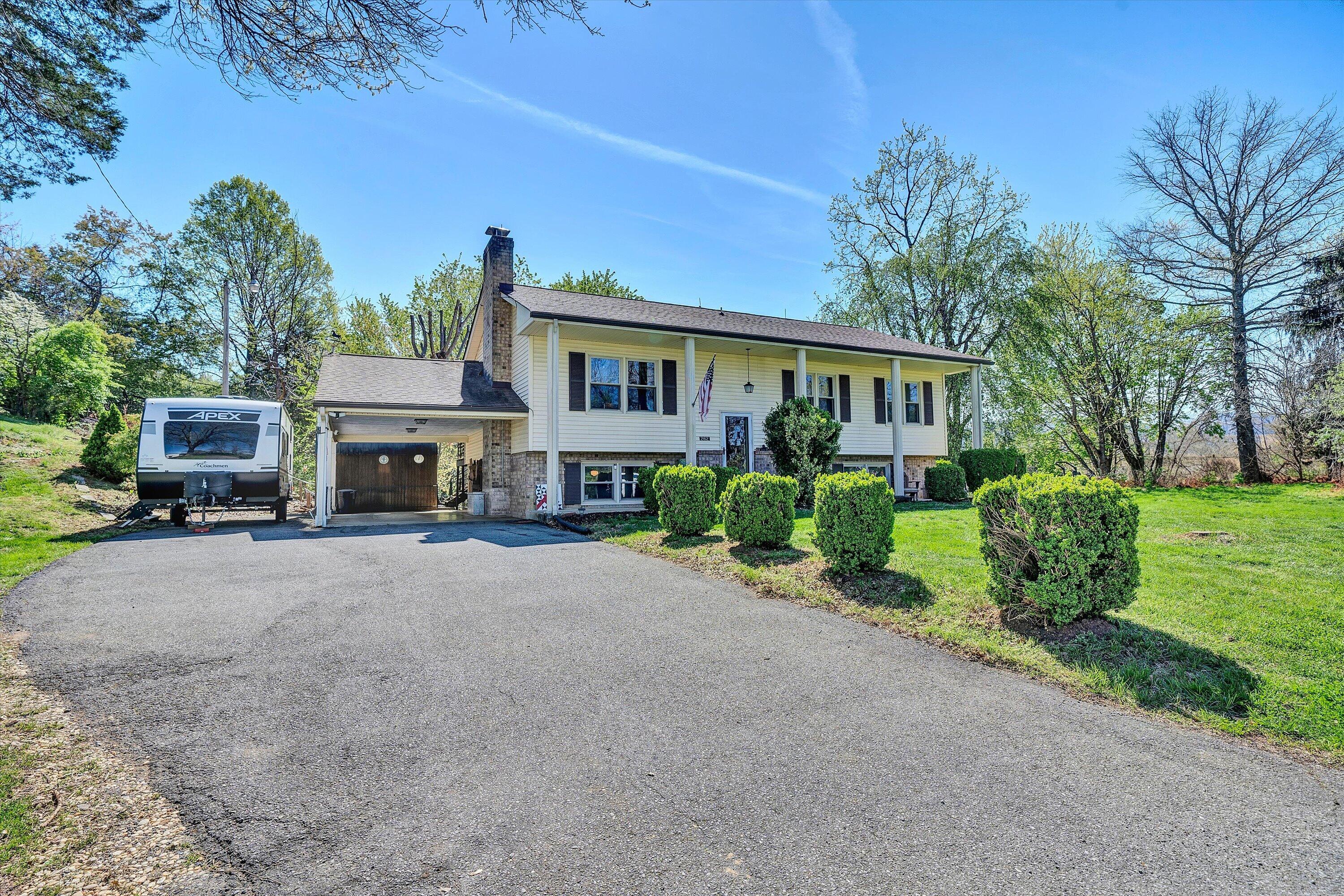 262 Mountain View RD