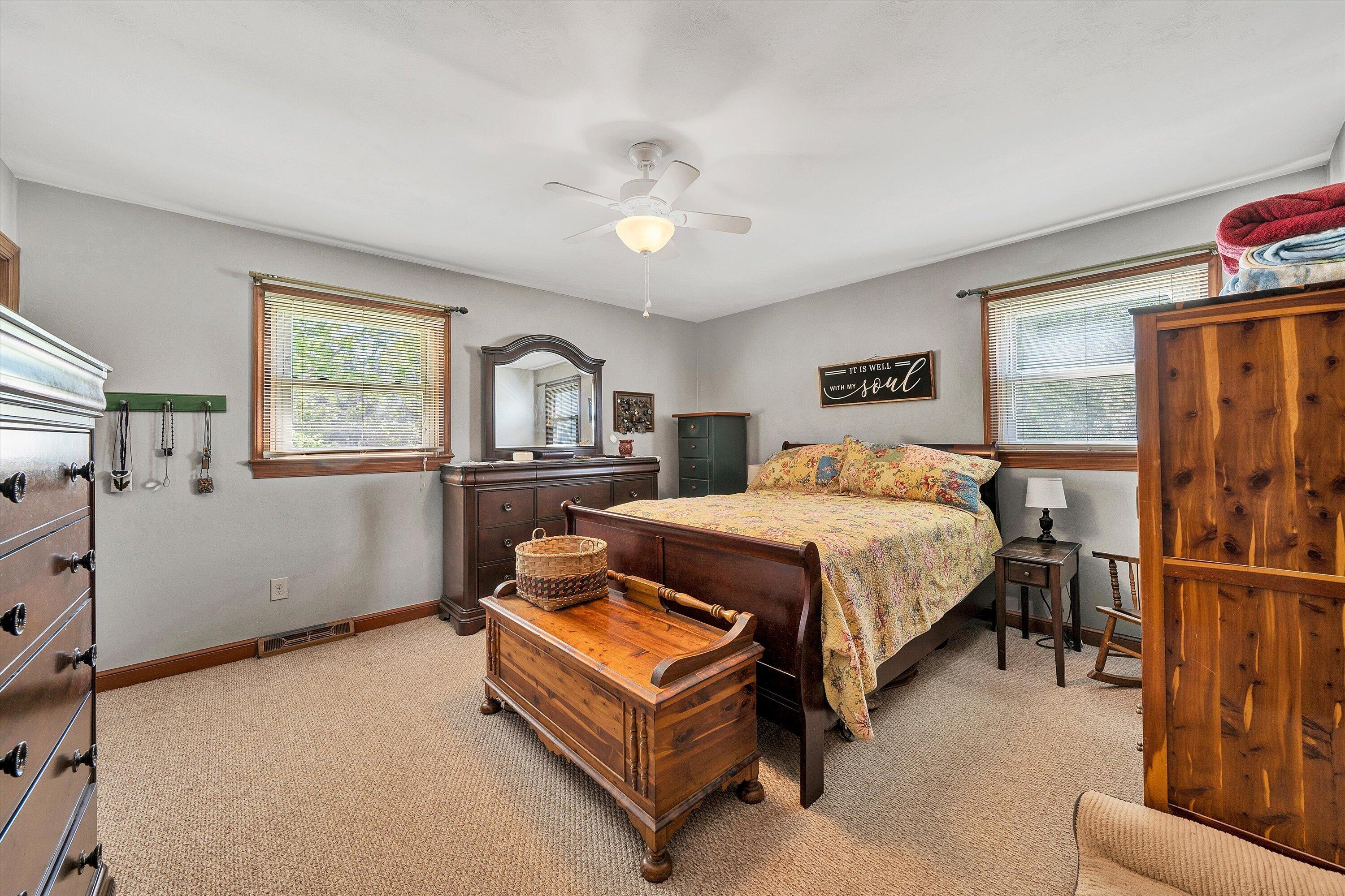 262 Mountain View RD