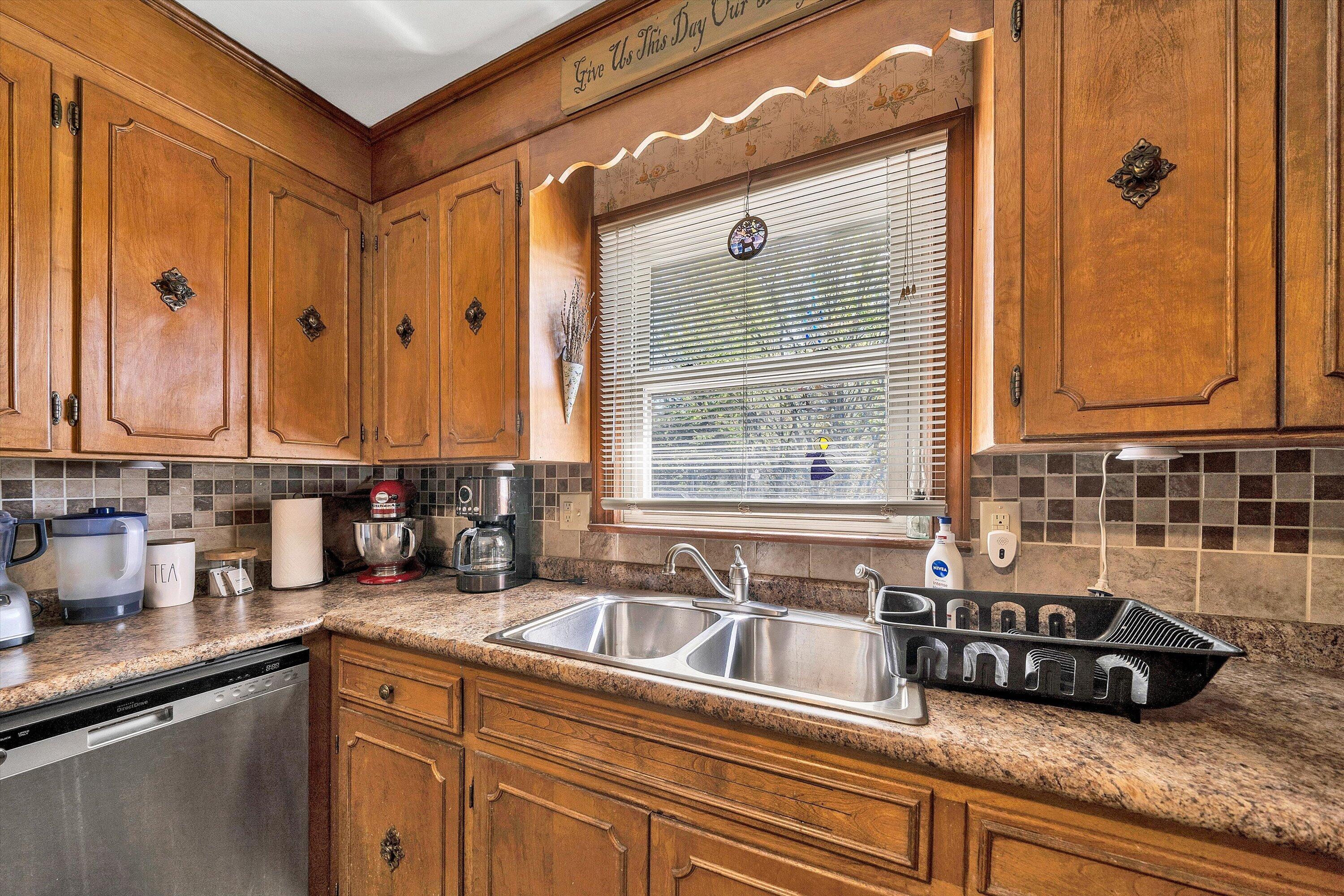 262 Mountain View RD