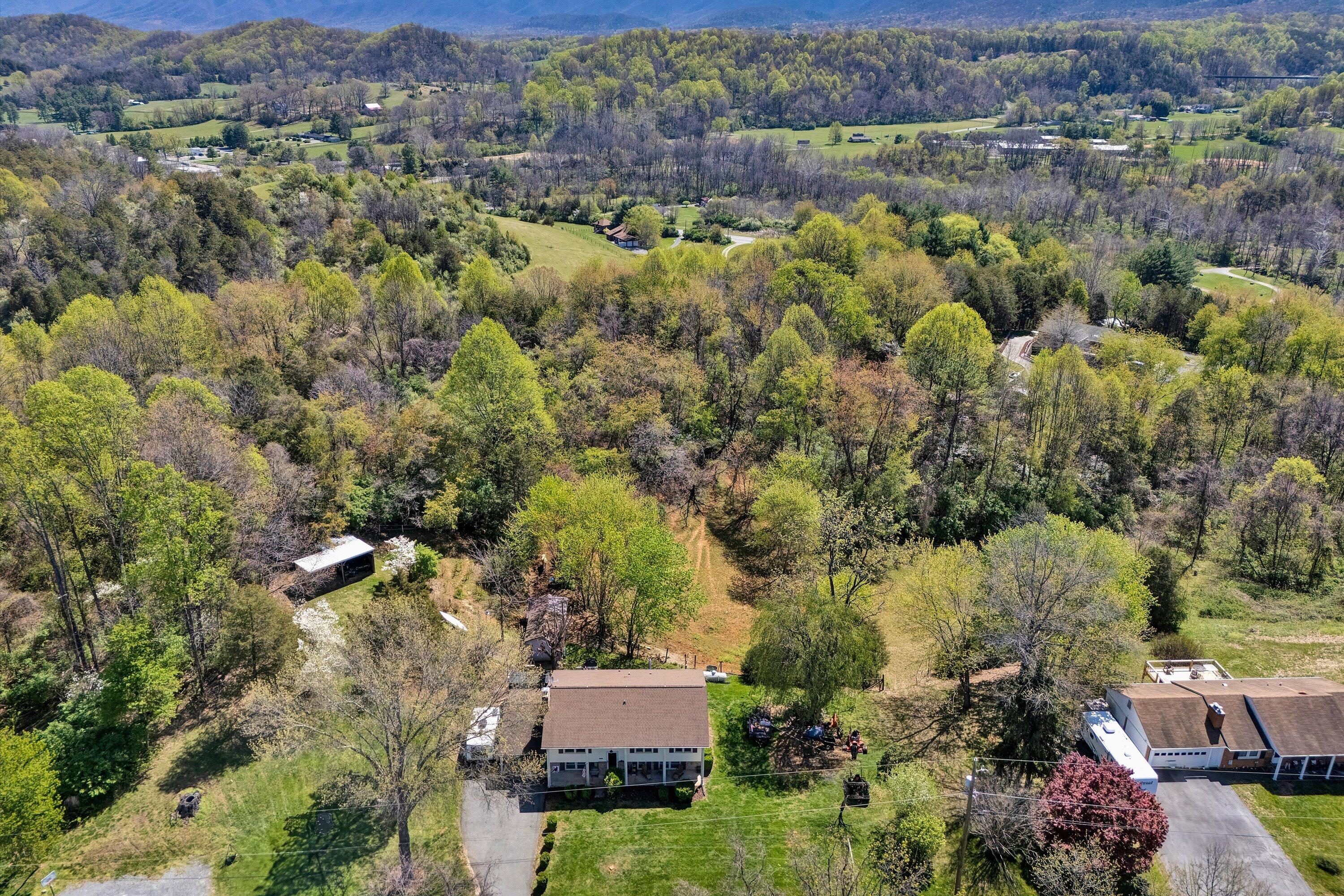262 Mountain View RD