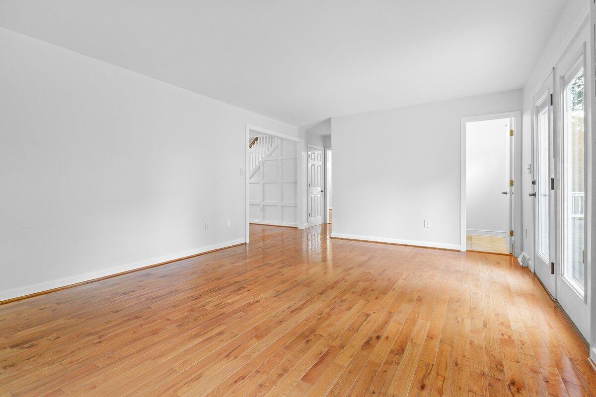 3557 Peakwood DR SW