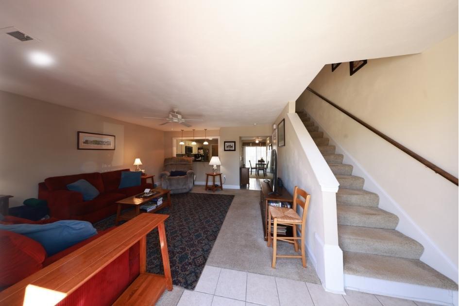 6729 Village Green DR