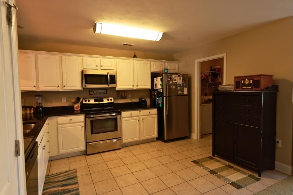 6729 Village Green DR