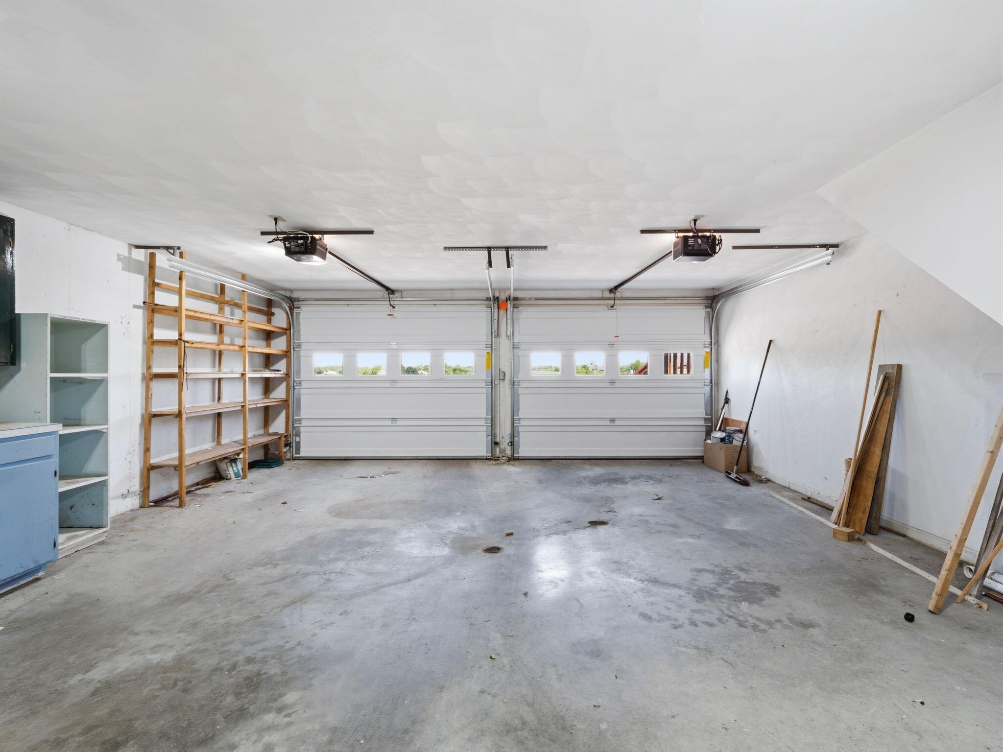 1658 Country Club RD