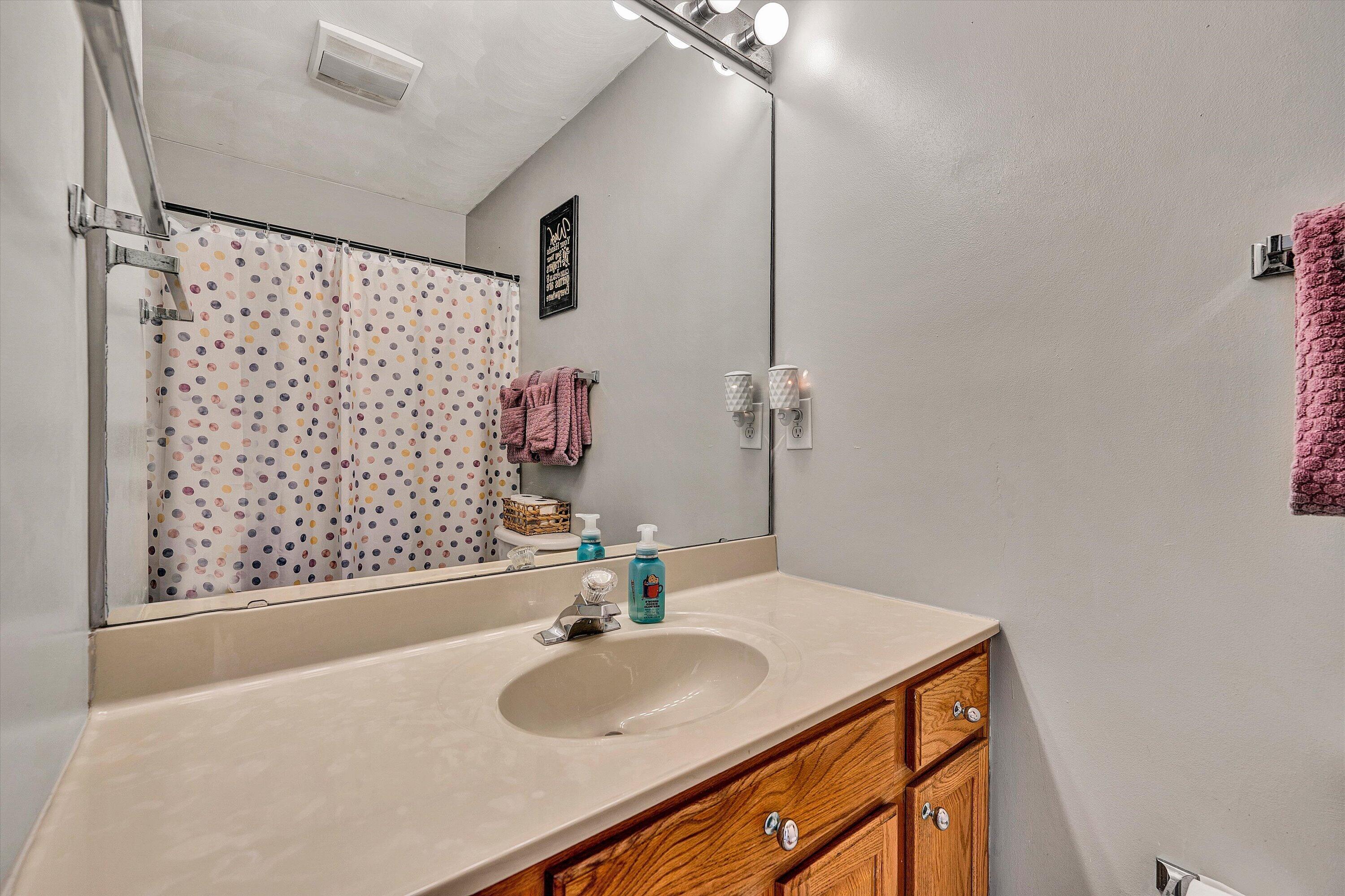 1392 Virginia Woods DR