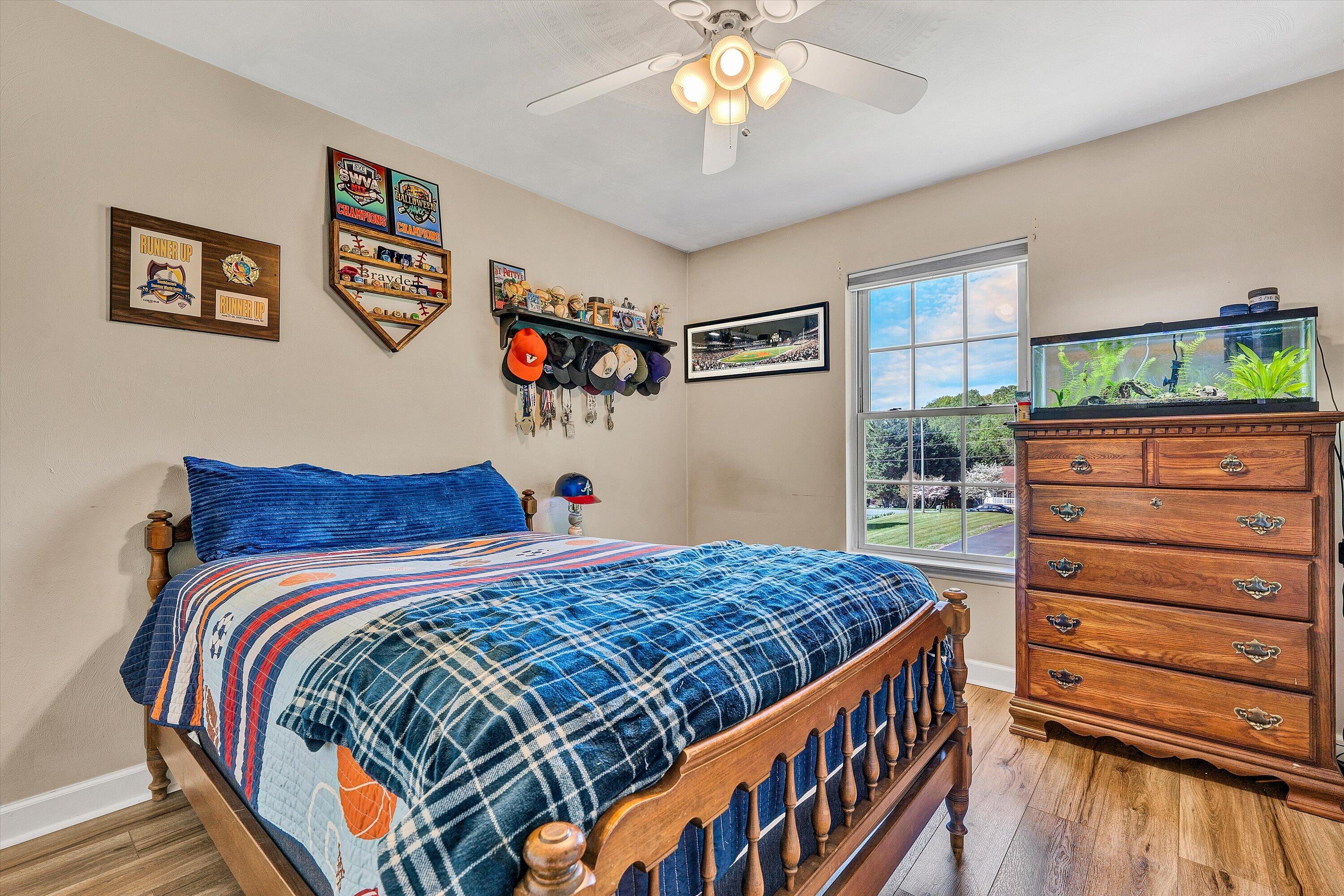 1392 Virginia Woods DR
