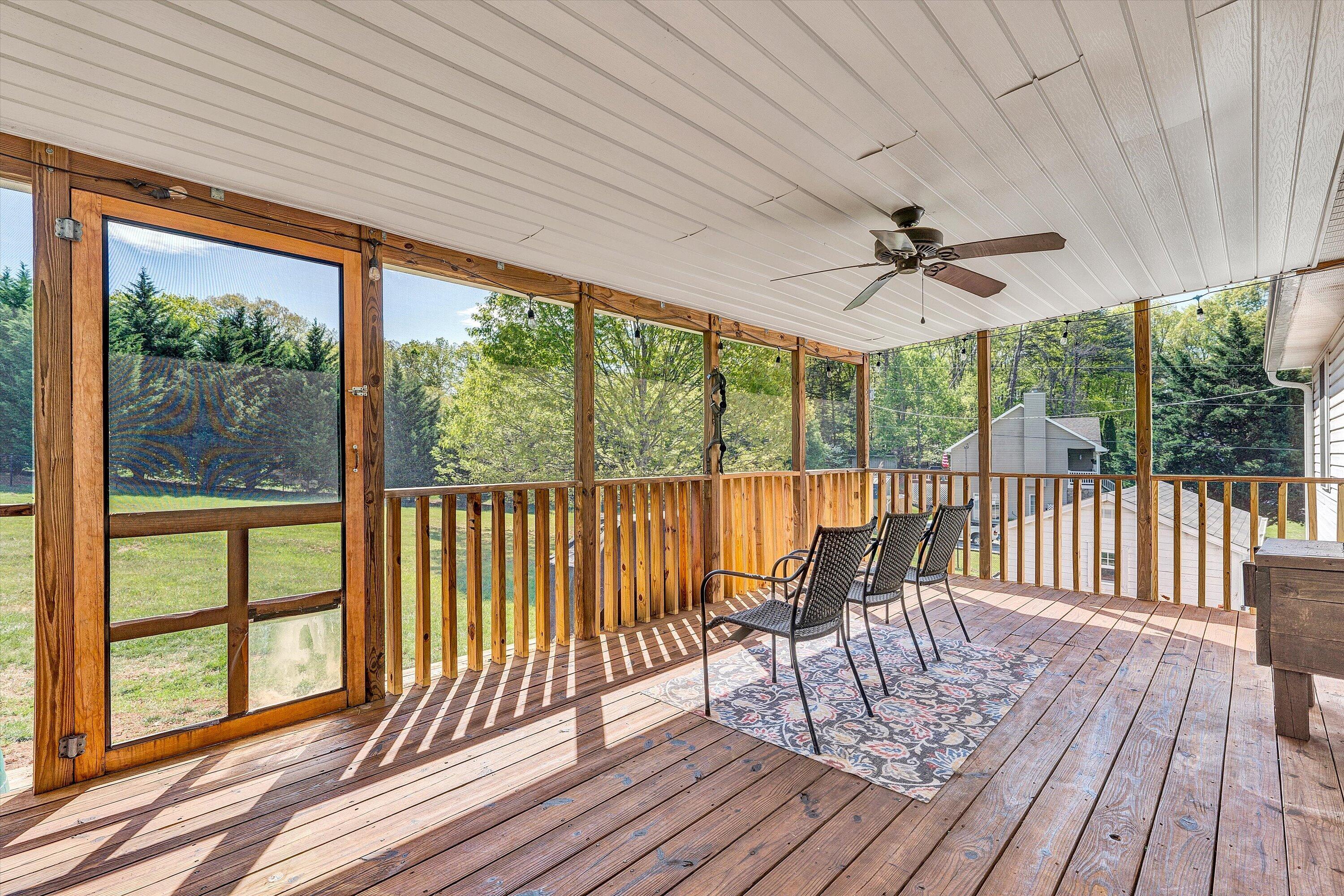 1392 Virginia Woods DR