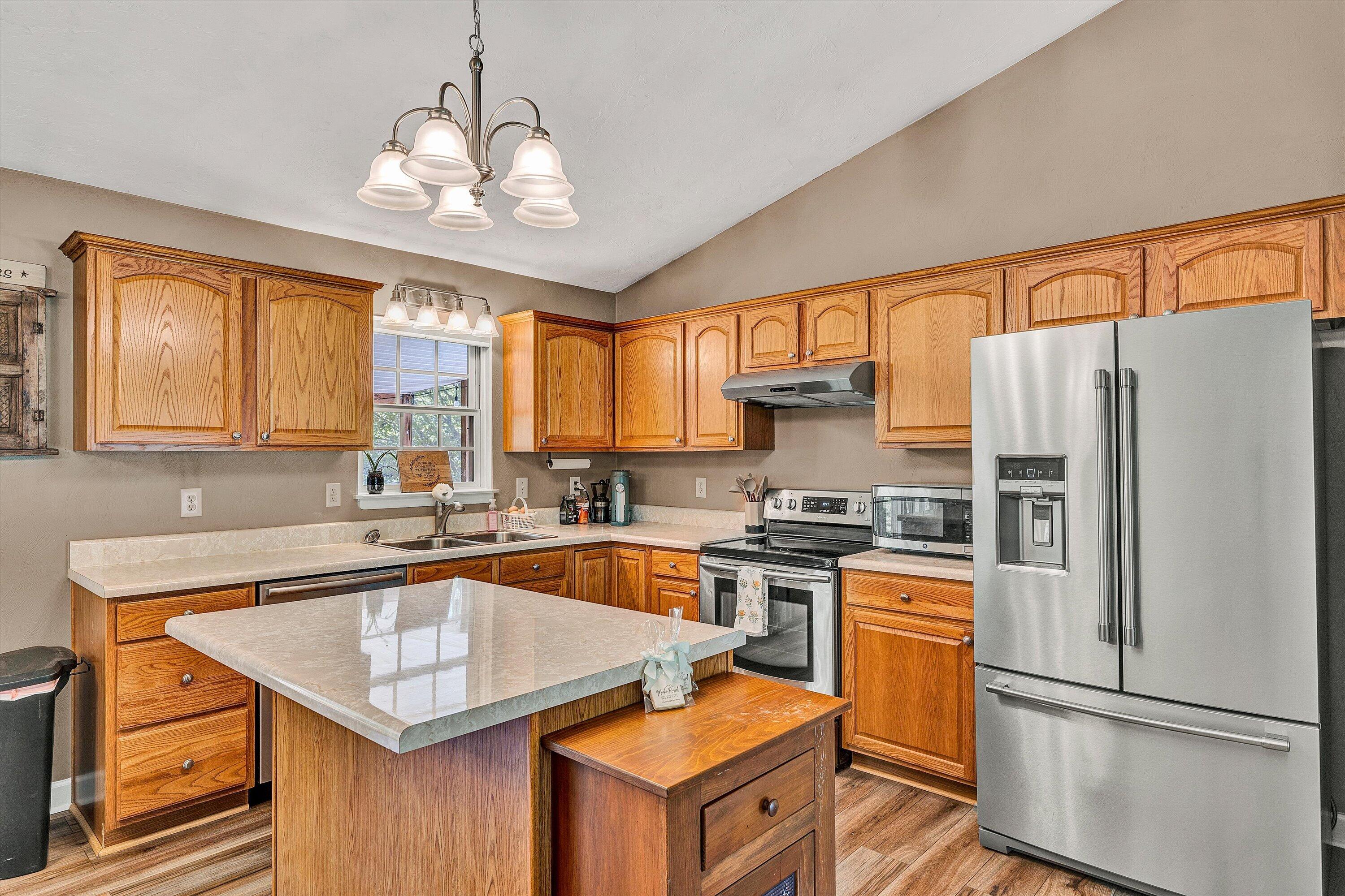 1392 Virginia Woods DR