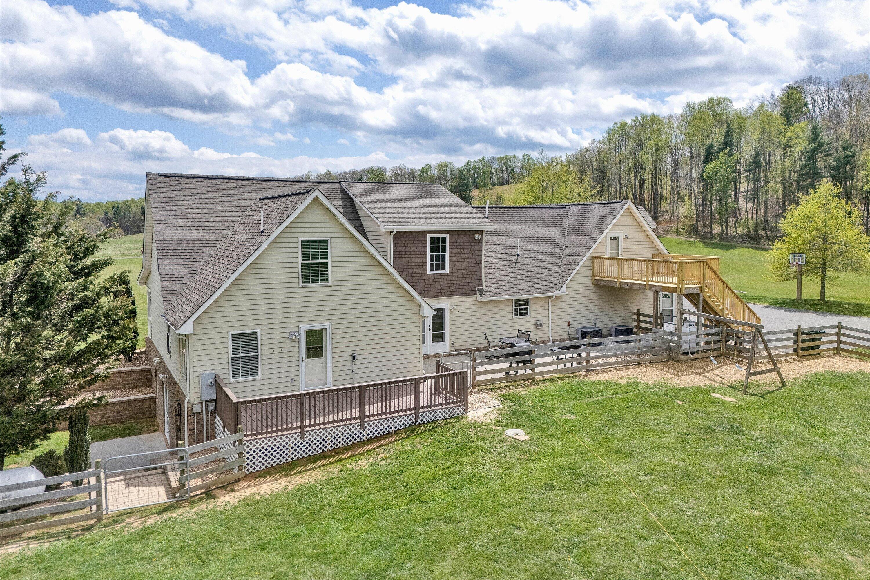 1757 Daniels Run RD NE