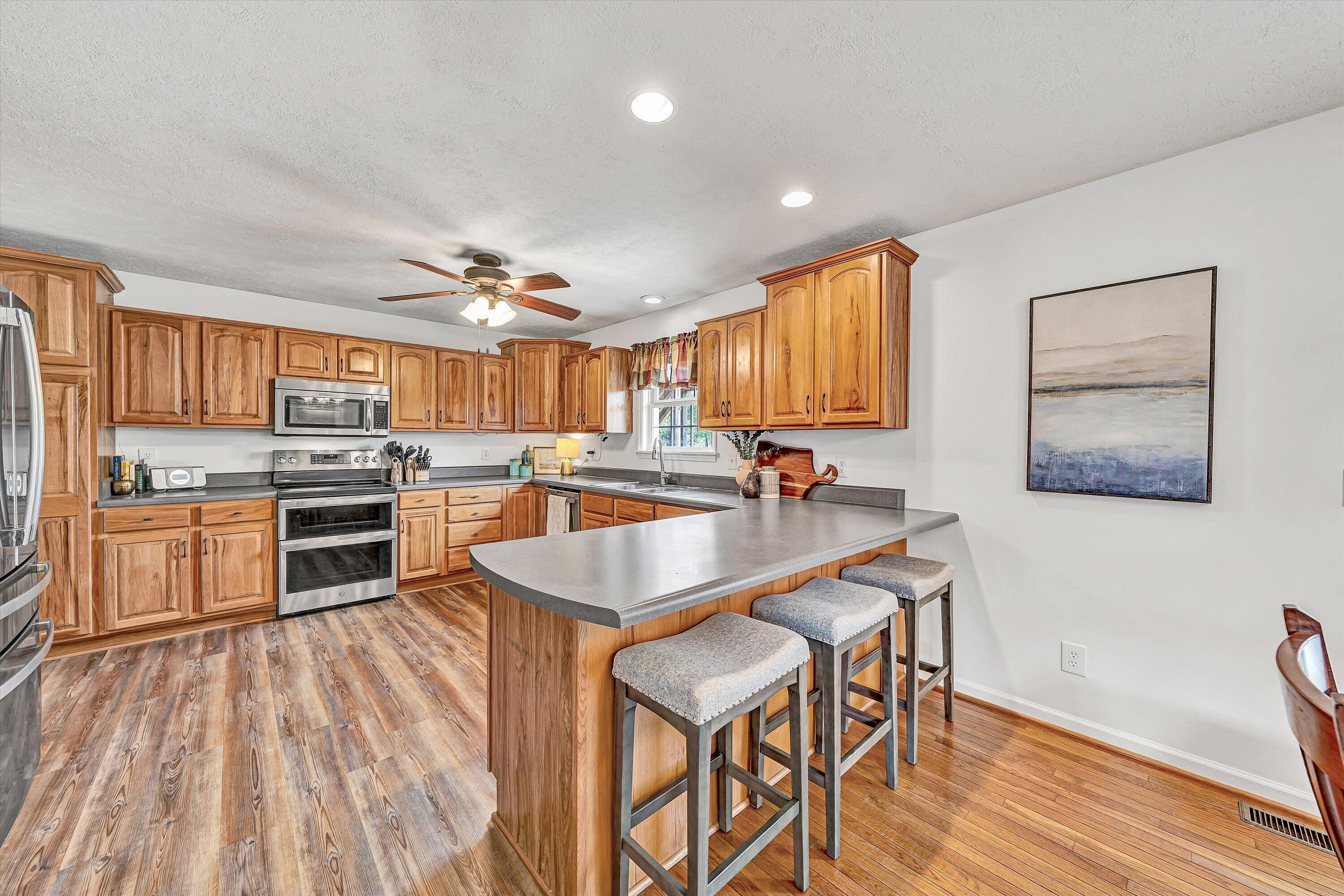 1757 Daniels Run RD NE