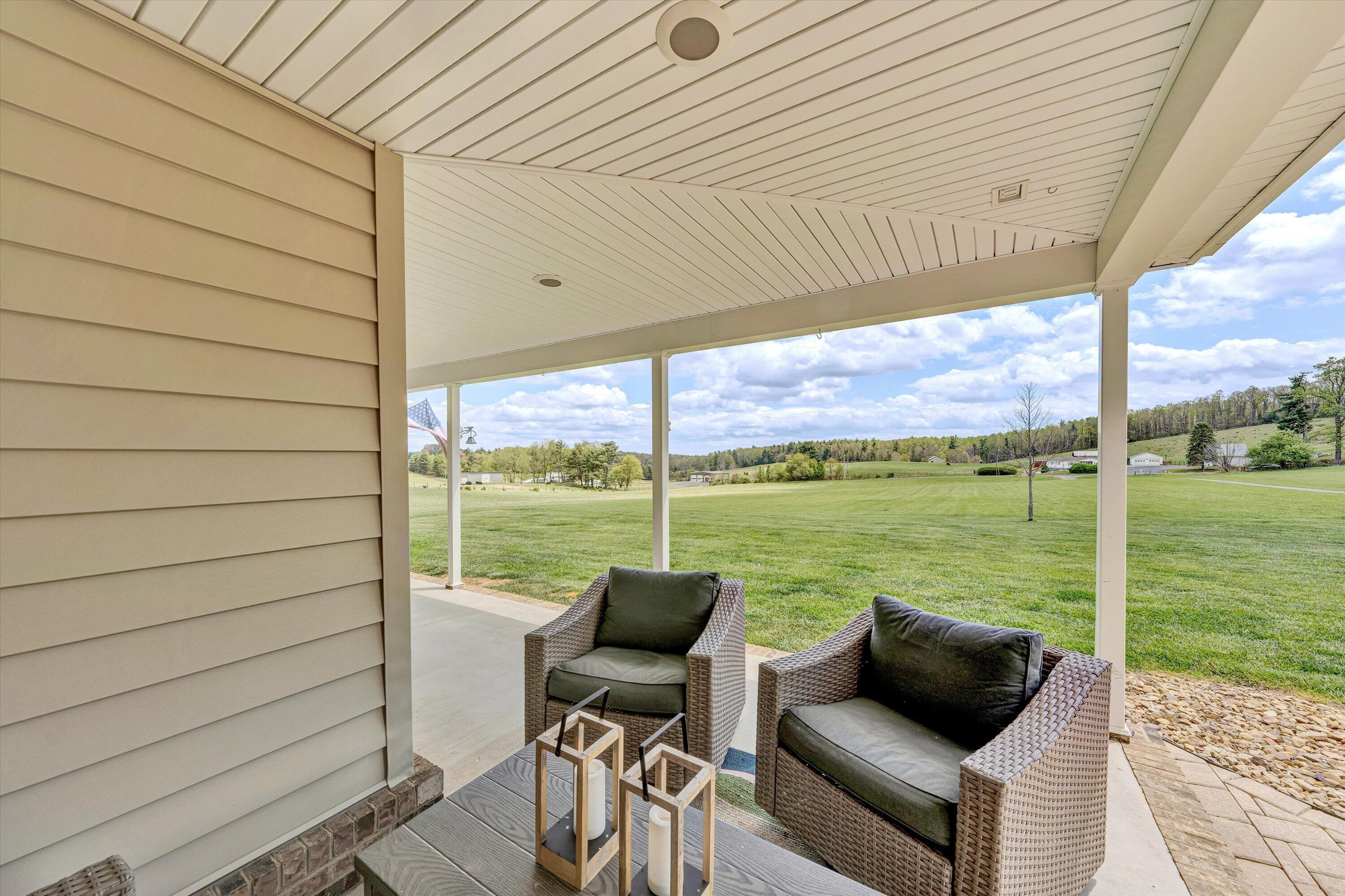 1757 Daniels Run RD NE