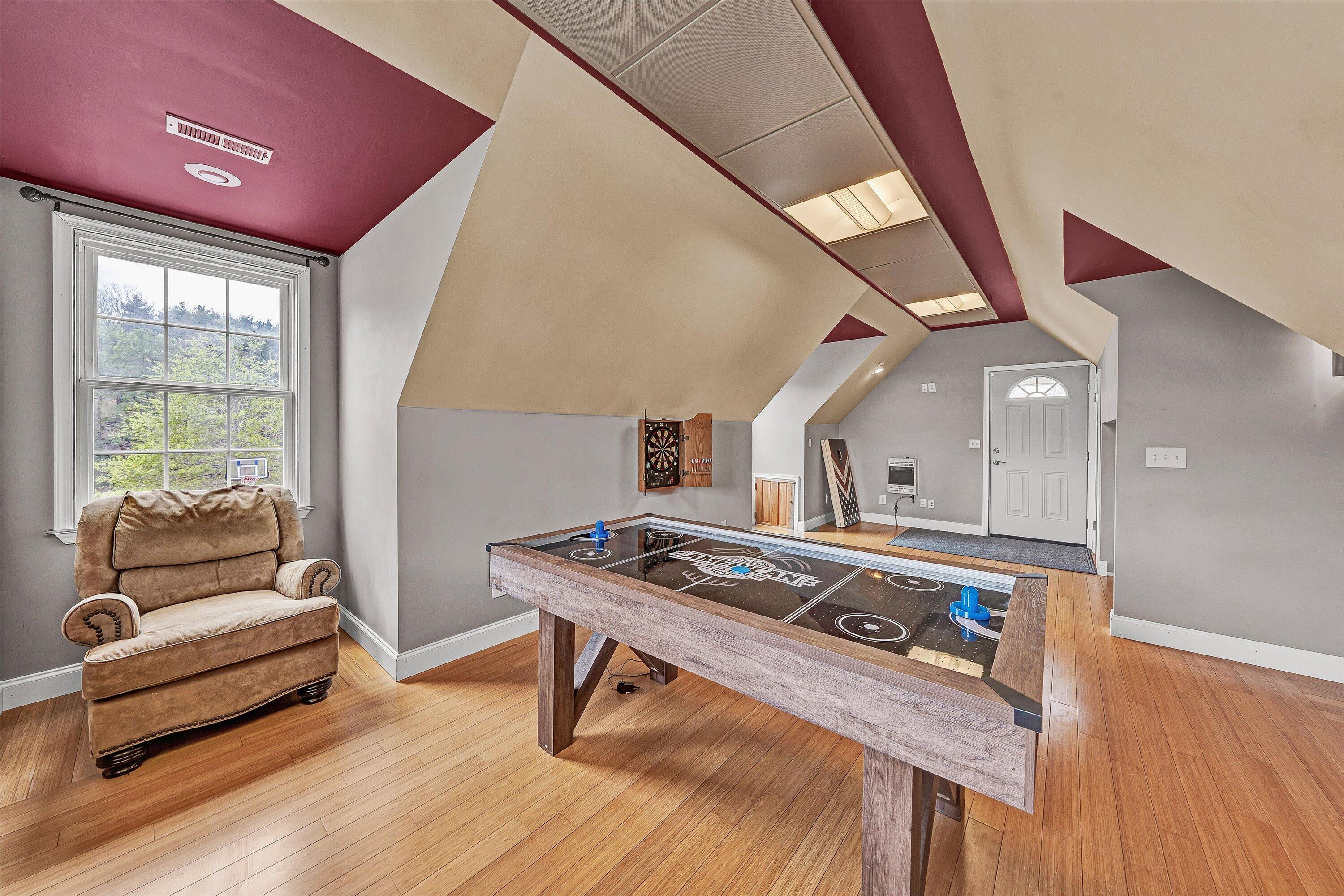 1757 Daniels Run RD NE