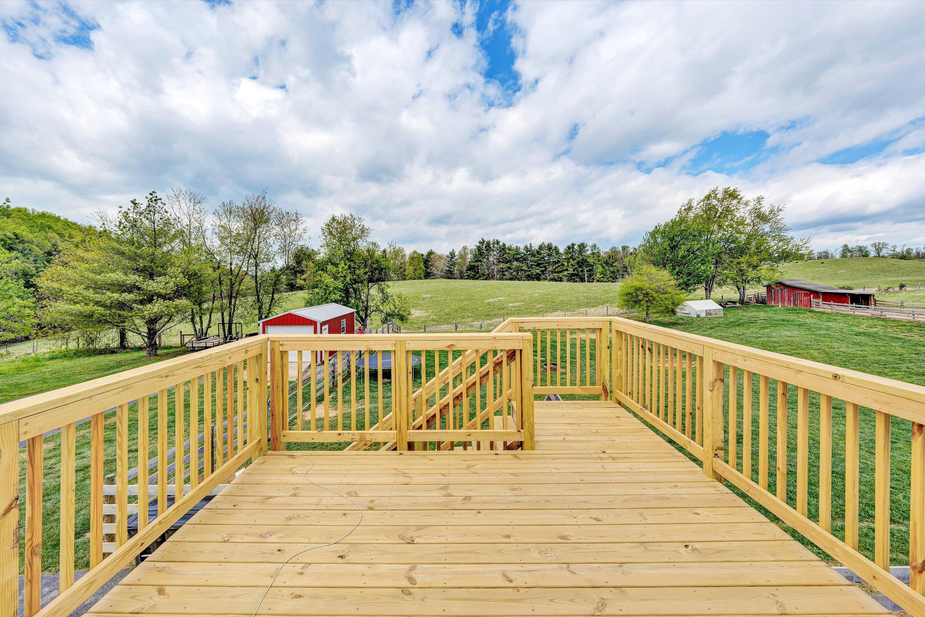 1757 Daniels Run RD NE