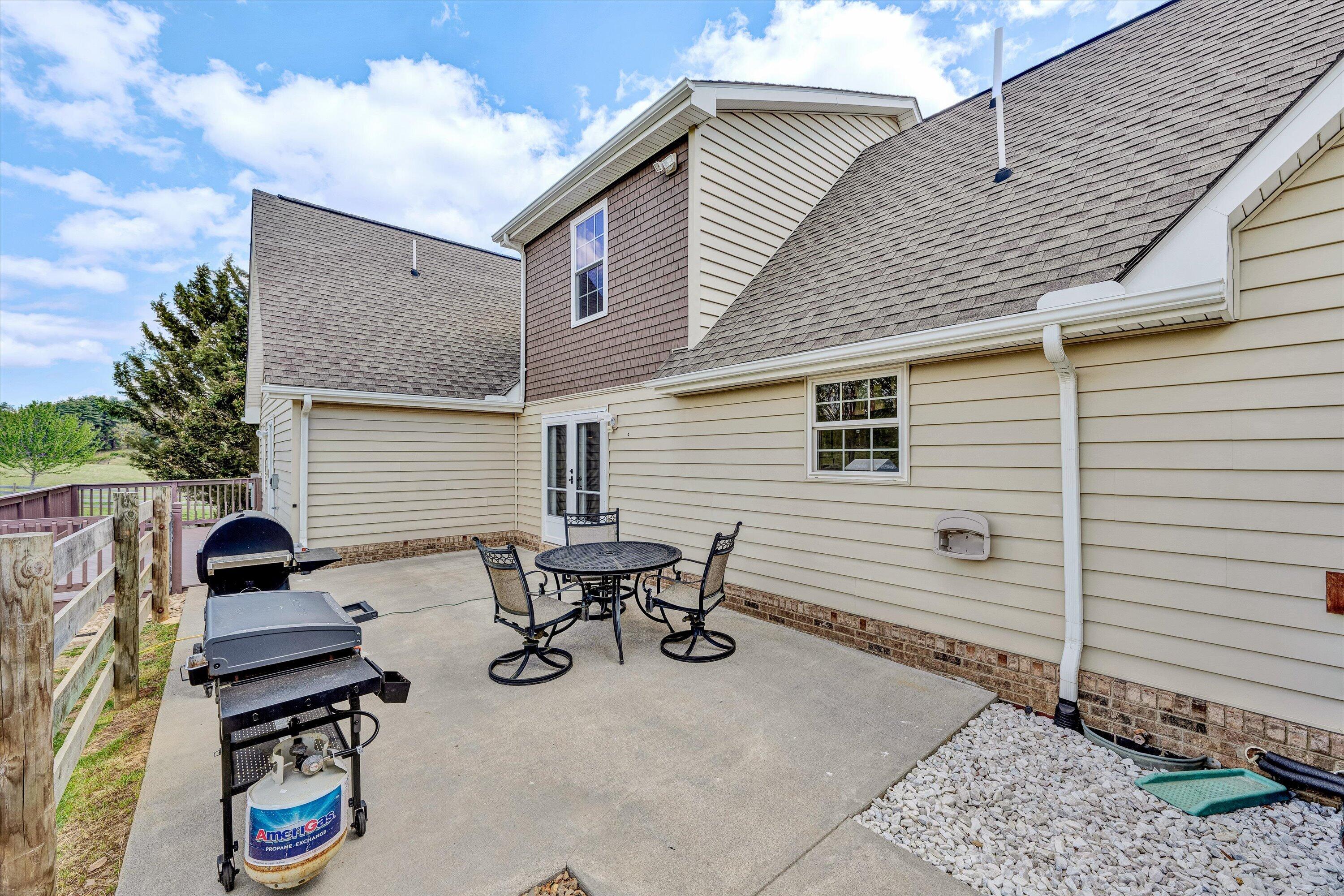 1757 Daniels Run RD NE