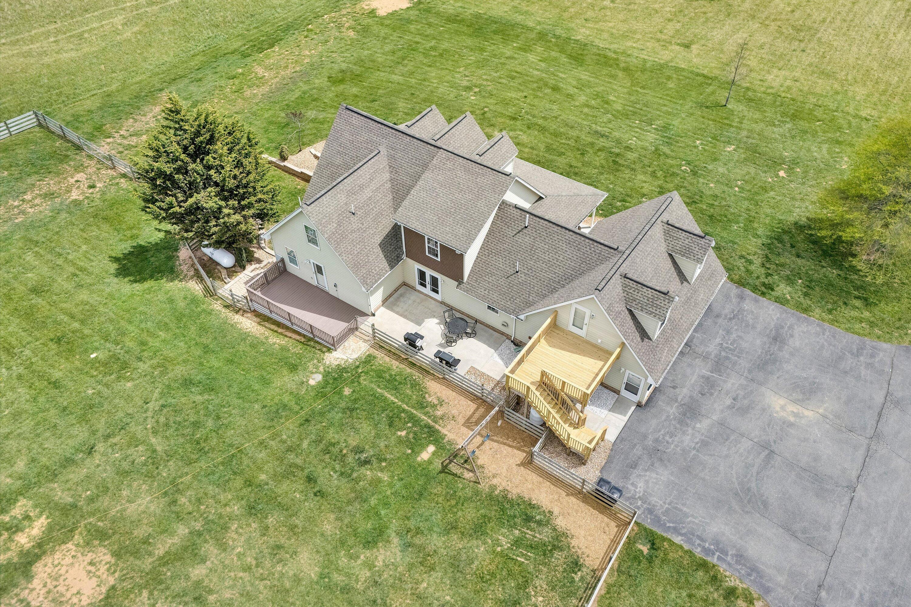 1757 Daniels Run RD NE