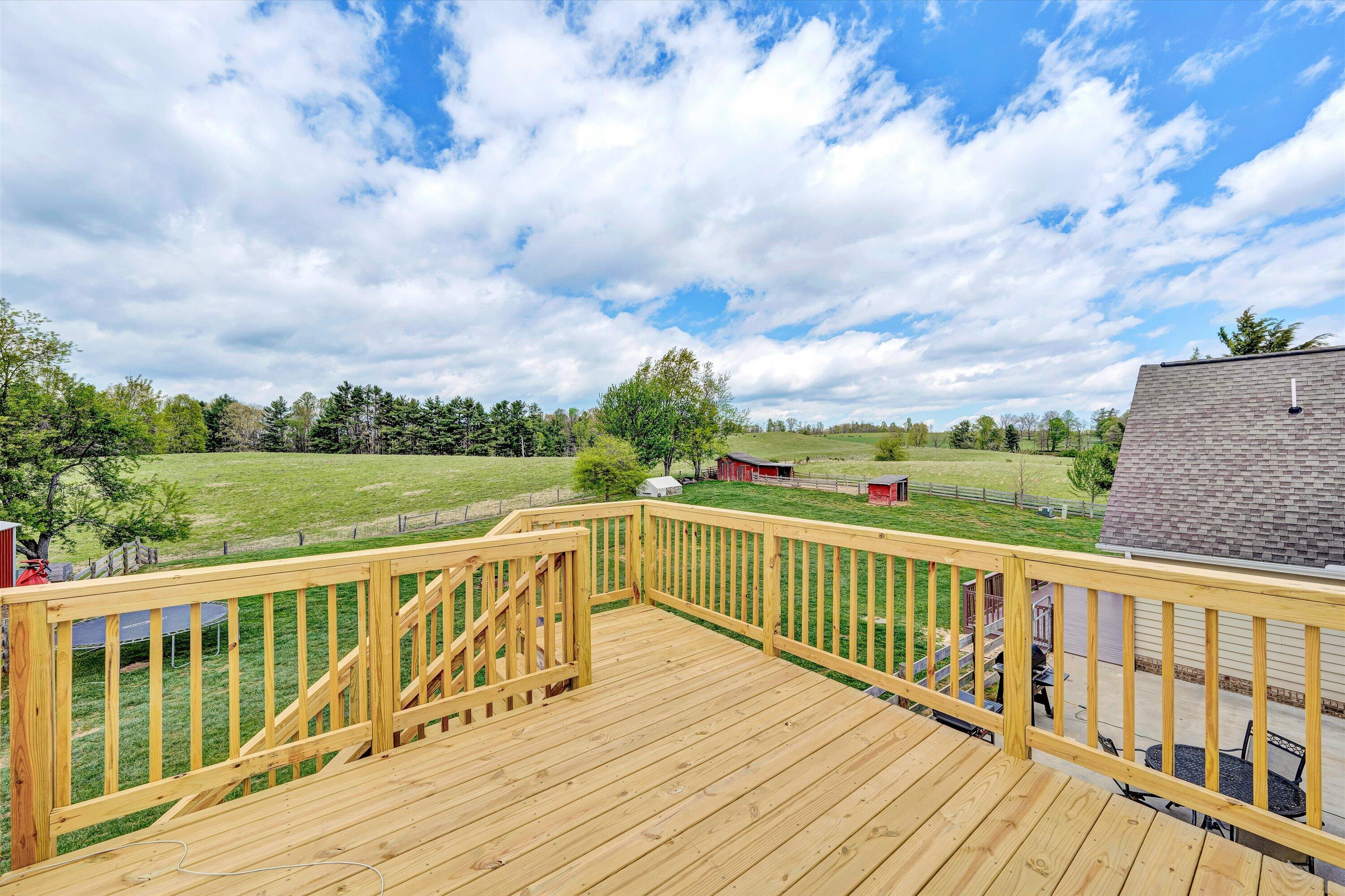 1757 Daniels Run RD NE