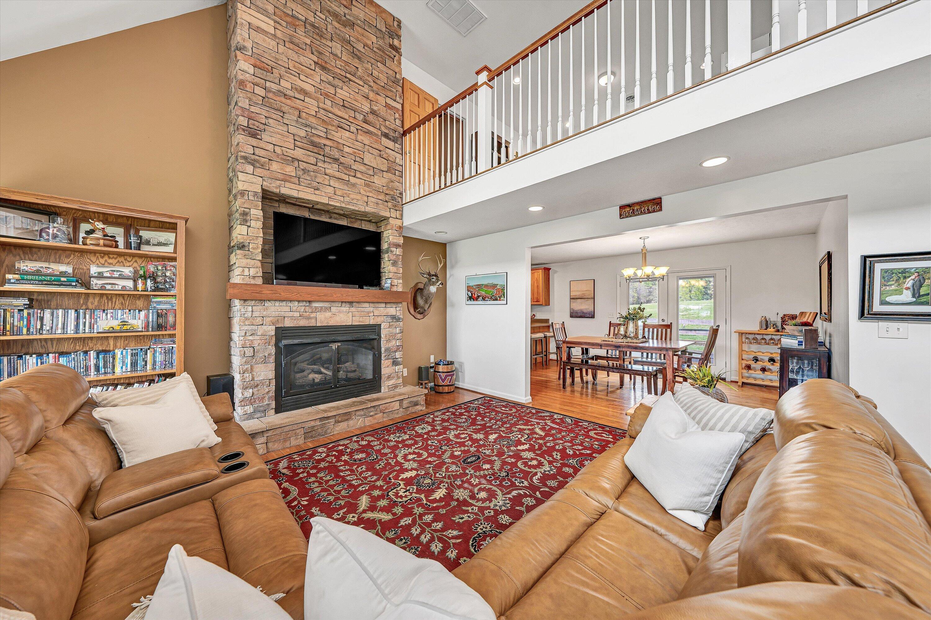 1757 Daniels Run RD NE