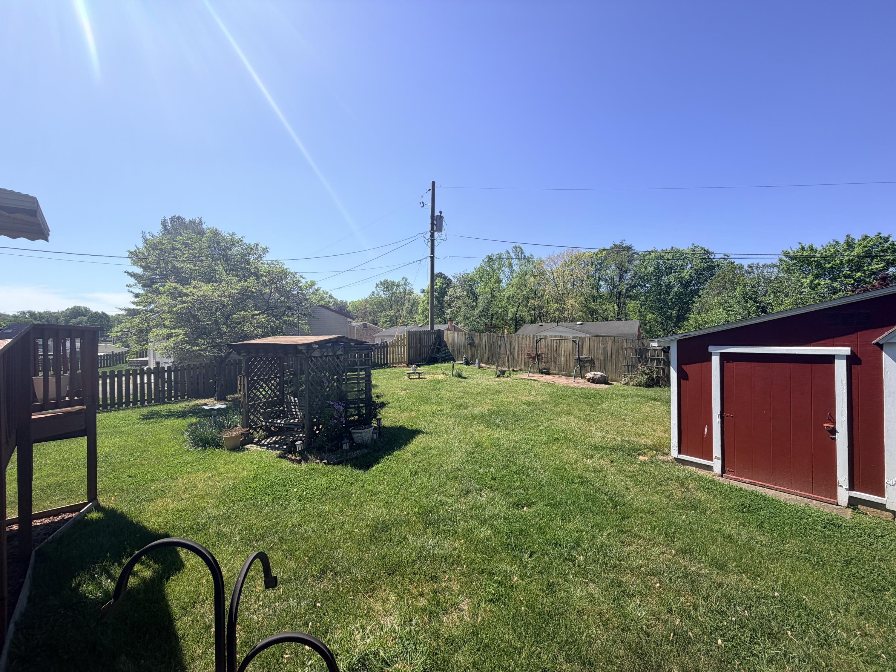 3033 Parham DR