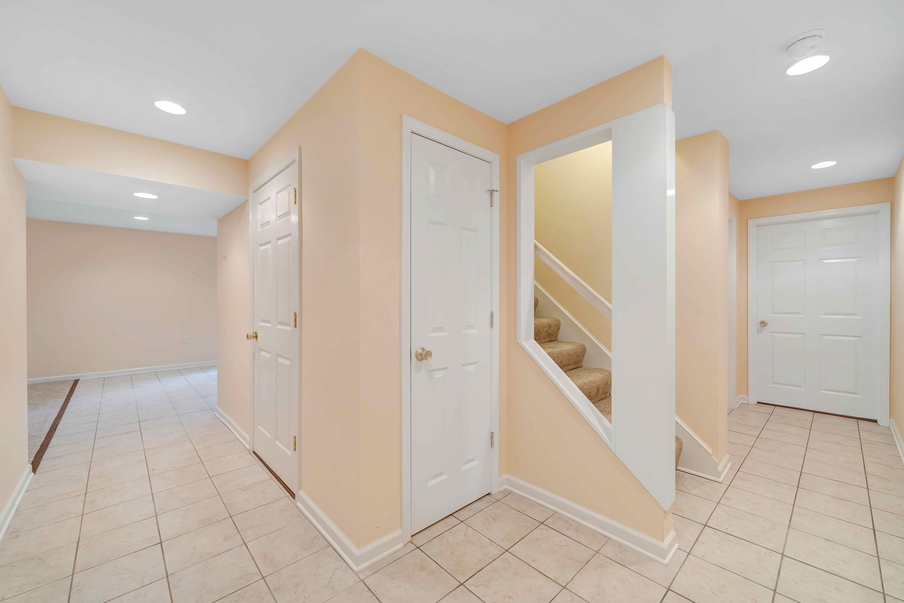 7173 Hollyberry RD SW
