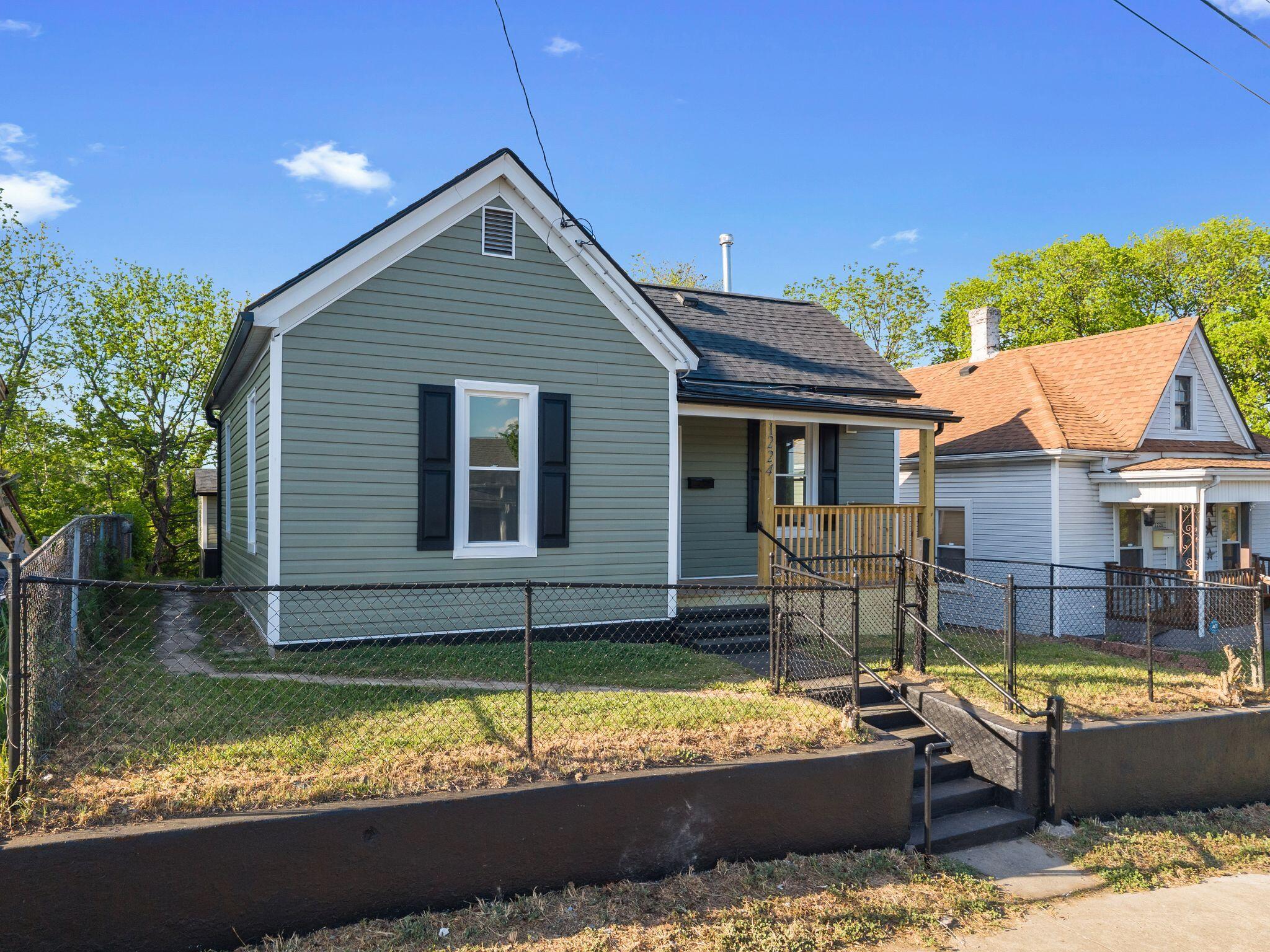 1224 Stewart AVE SE