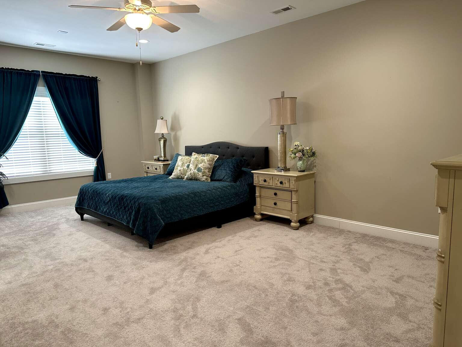 4743 Leigh LN