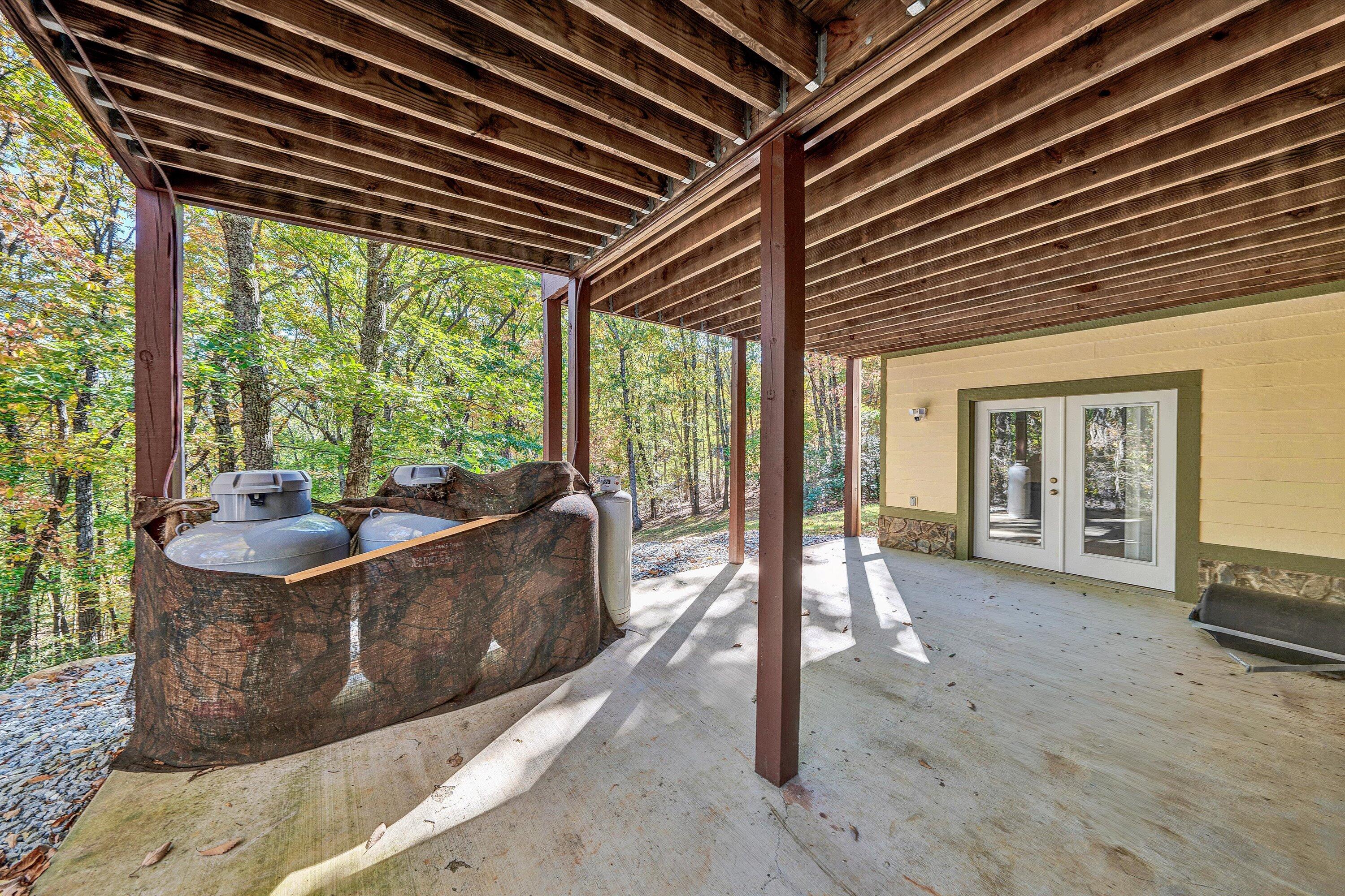 30 Boulder Point DR