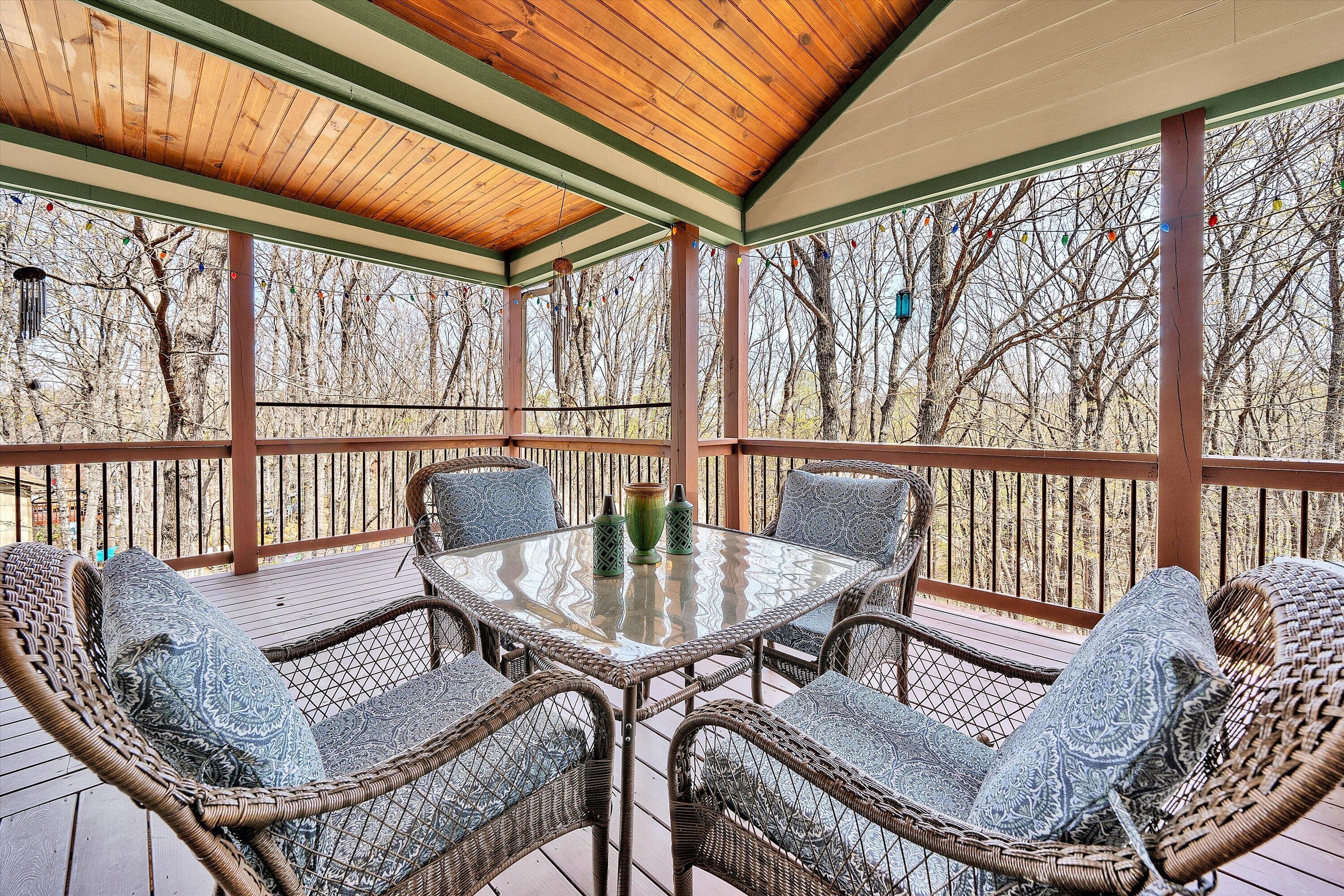 30 Boulder Point DR
