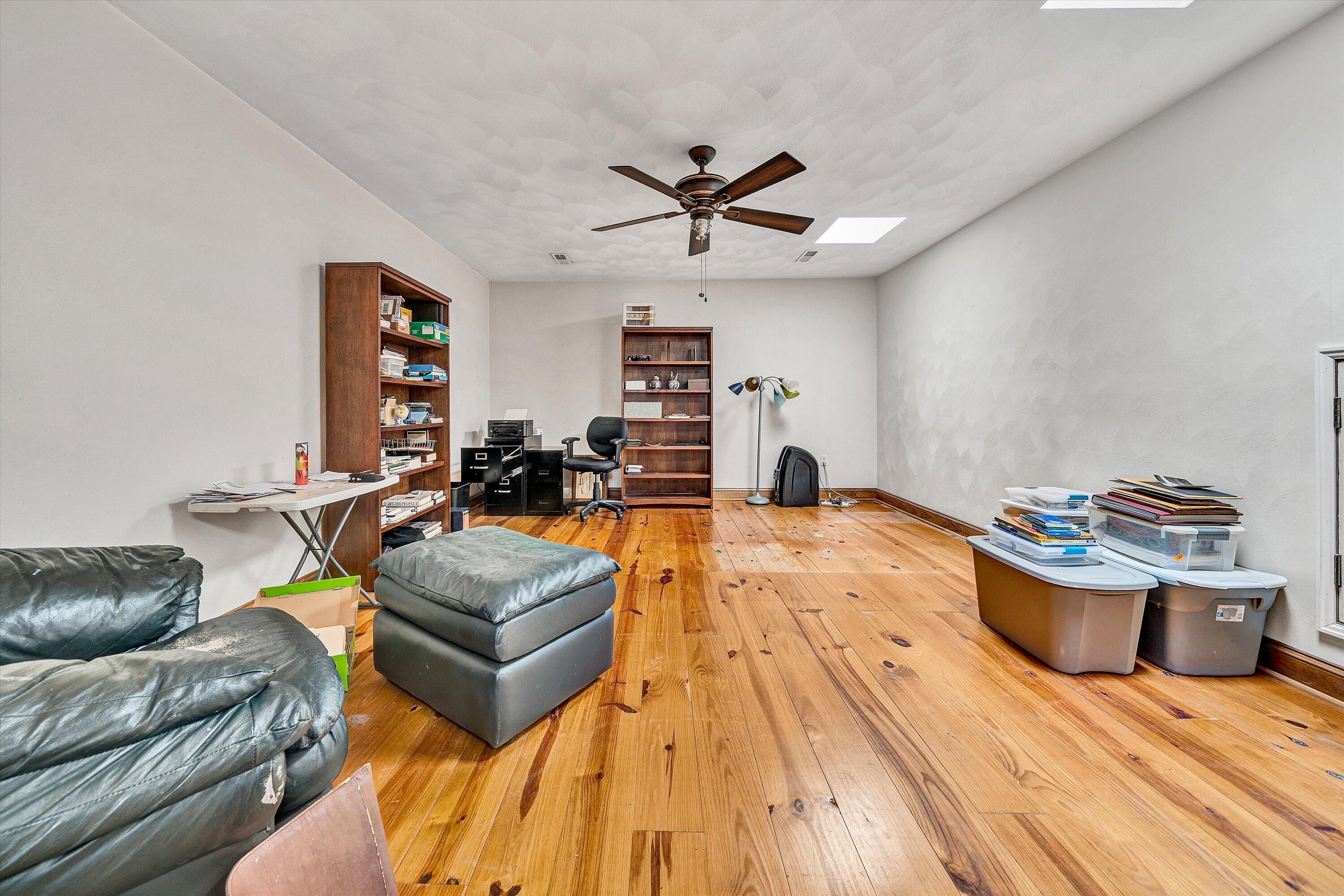 30 Boulder Point DR