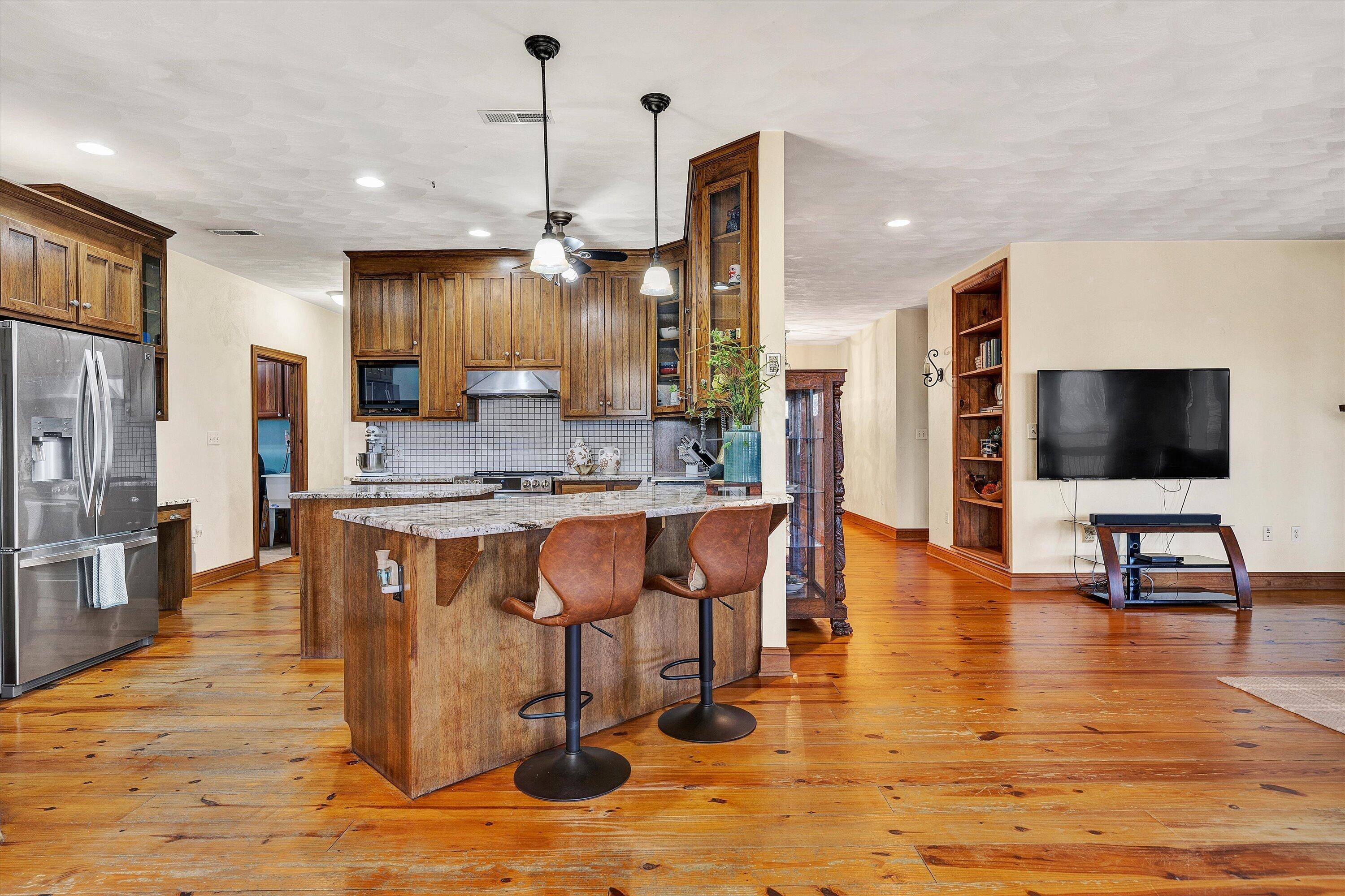 30 Boulder Point DR
