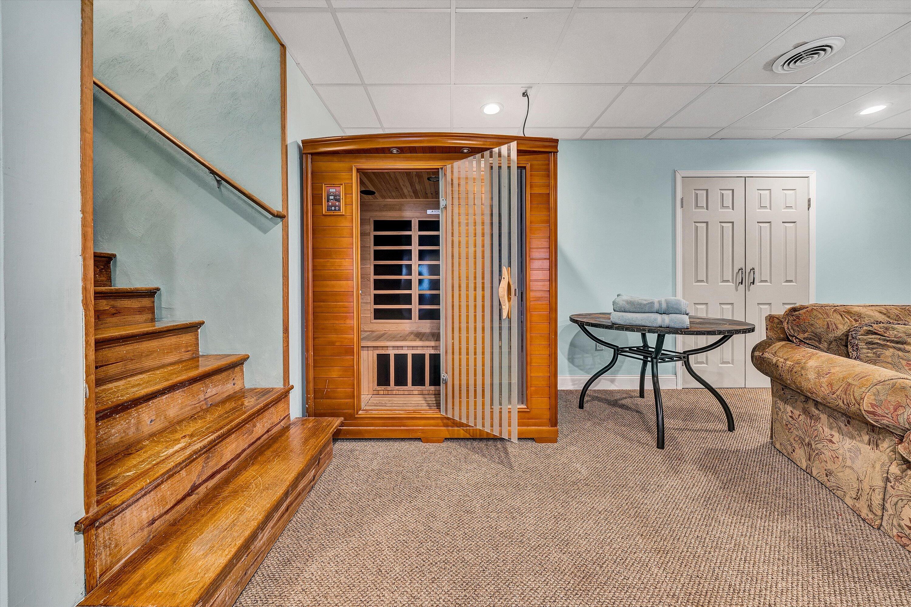 30 Boulder Point DR
