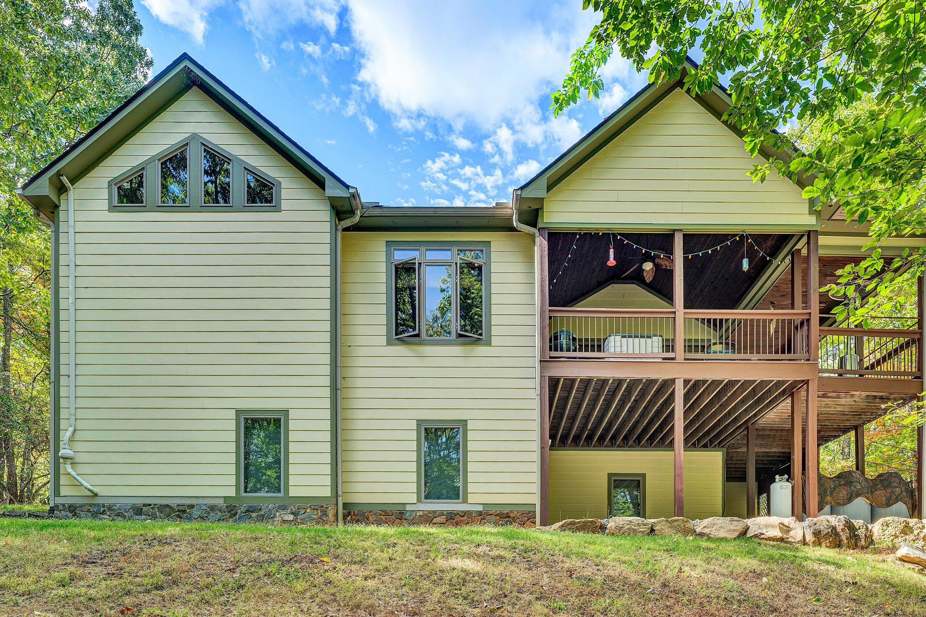 30 Boulder Point DR