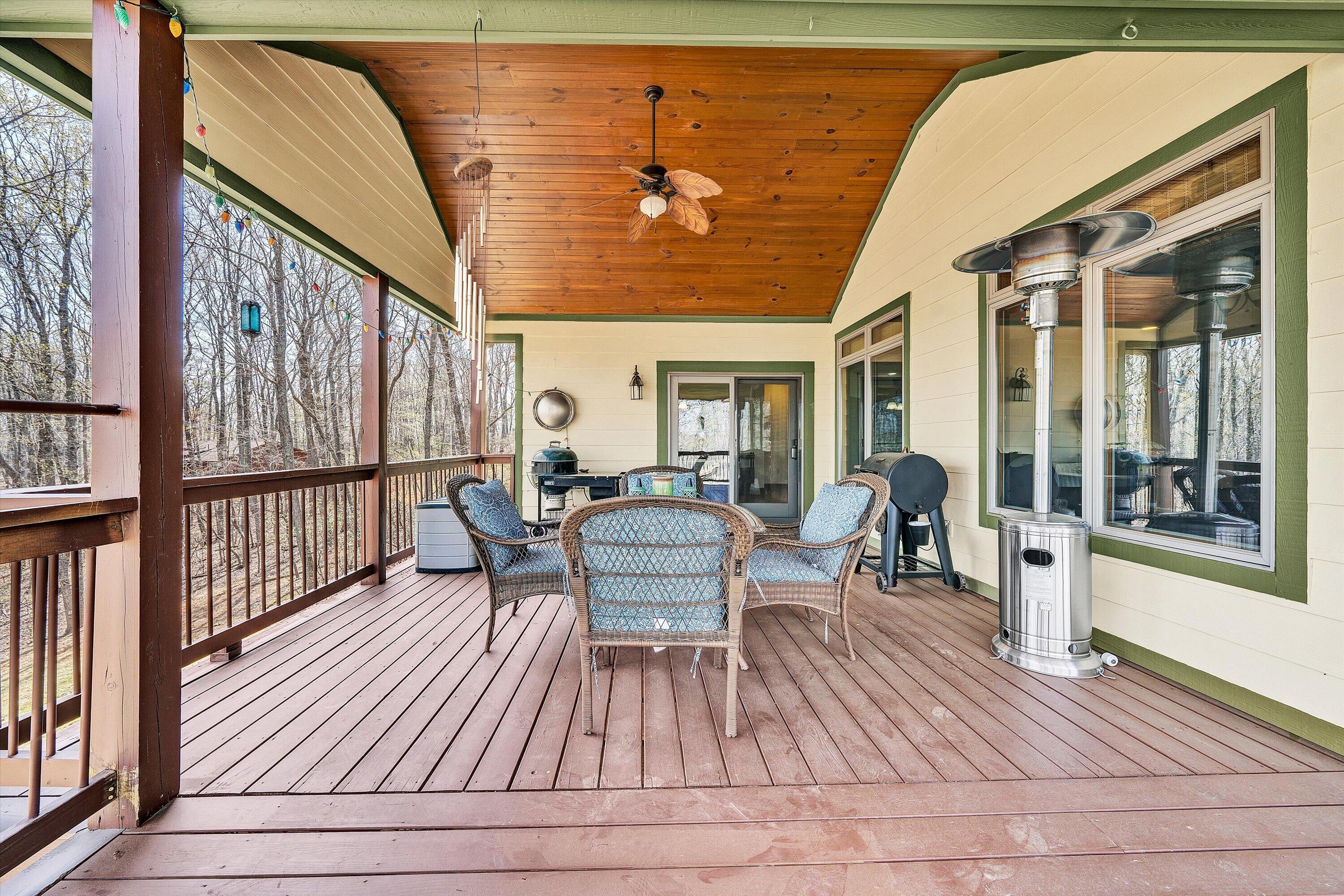30 Boulder Point DR