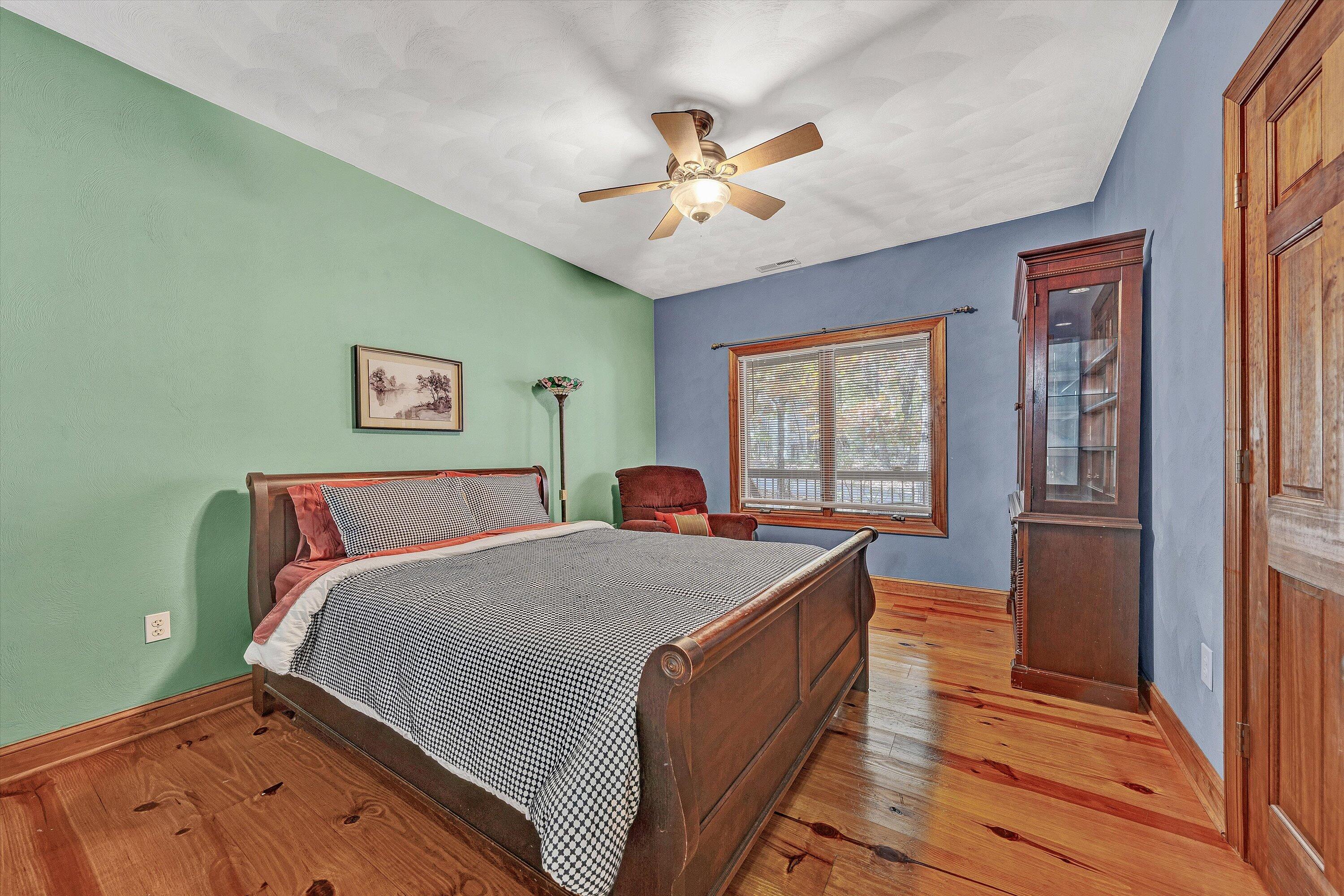 30 Boulder Point DR
