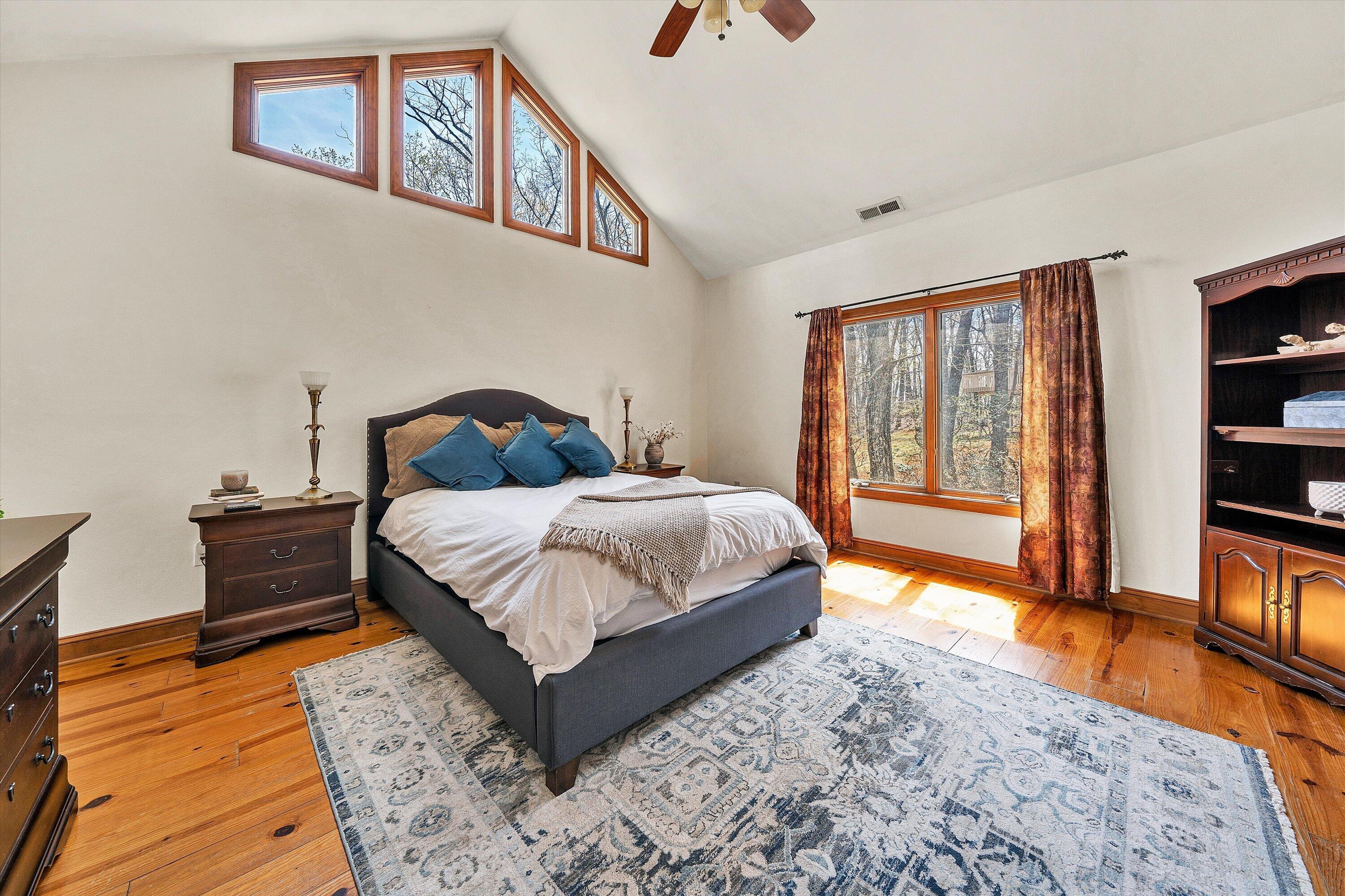 30 Boulder Point DR