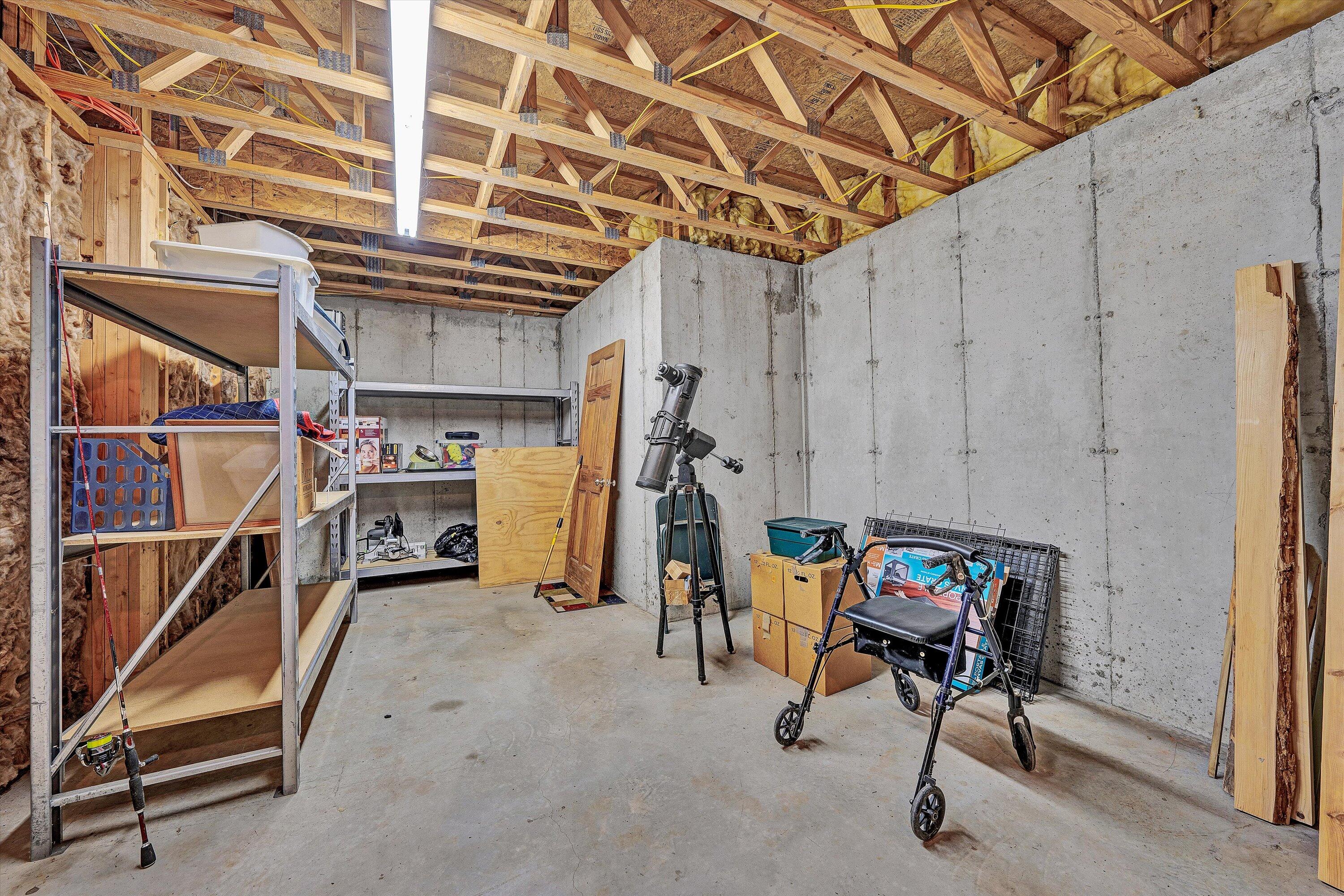 30 Boulder Point DR