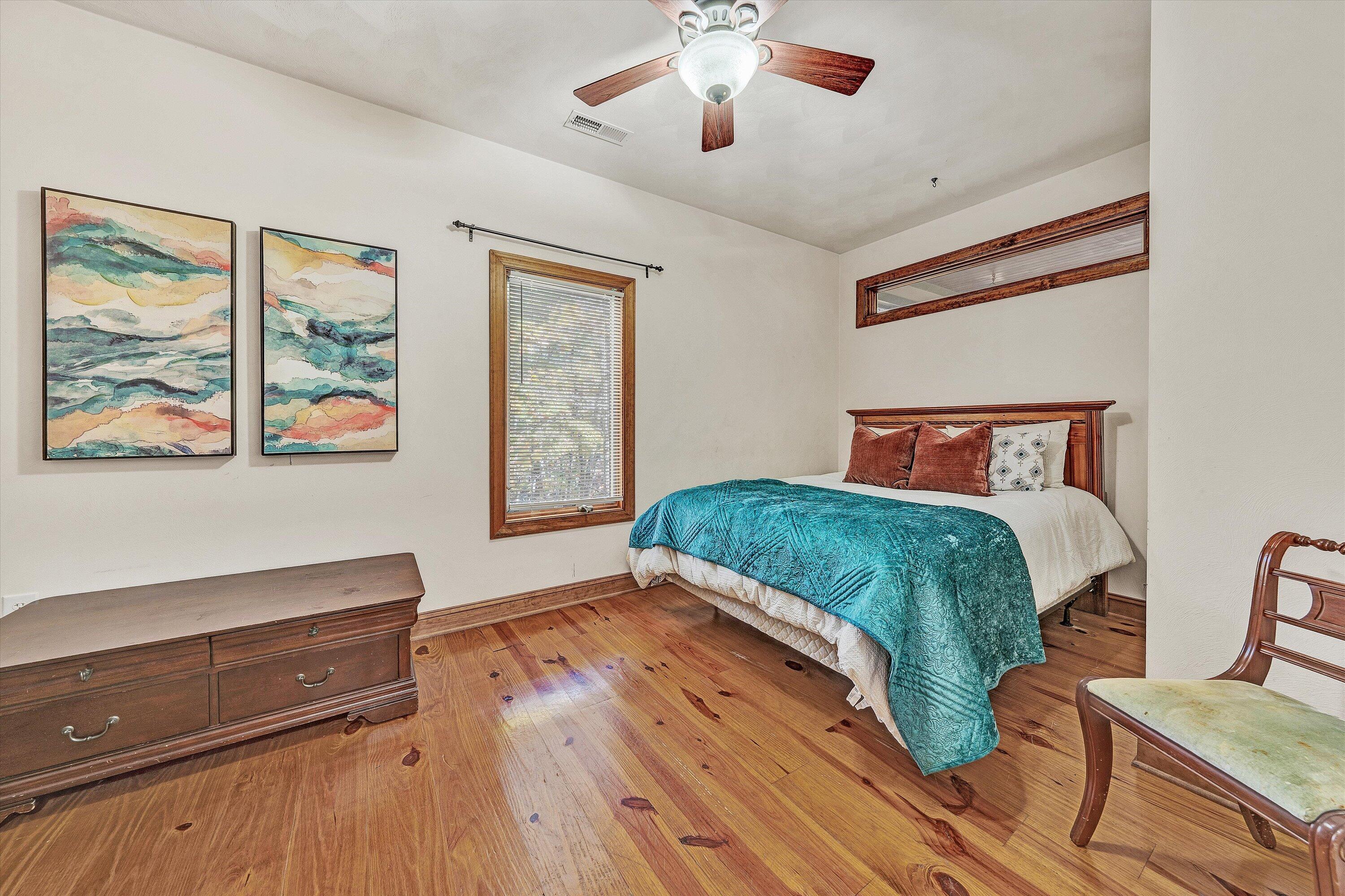 30 Boulder Point DR